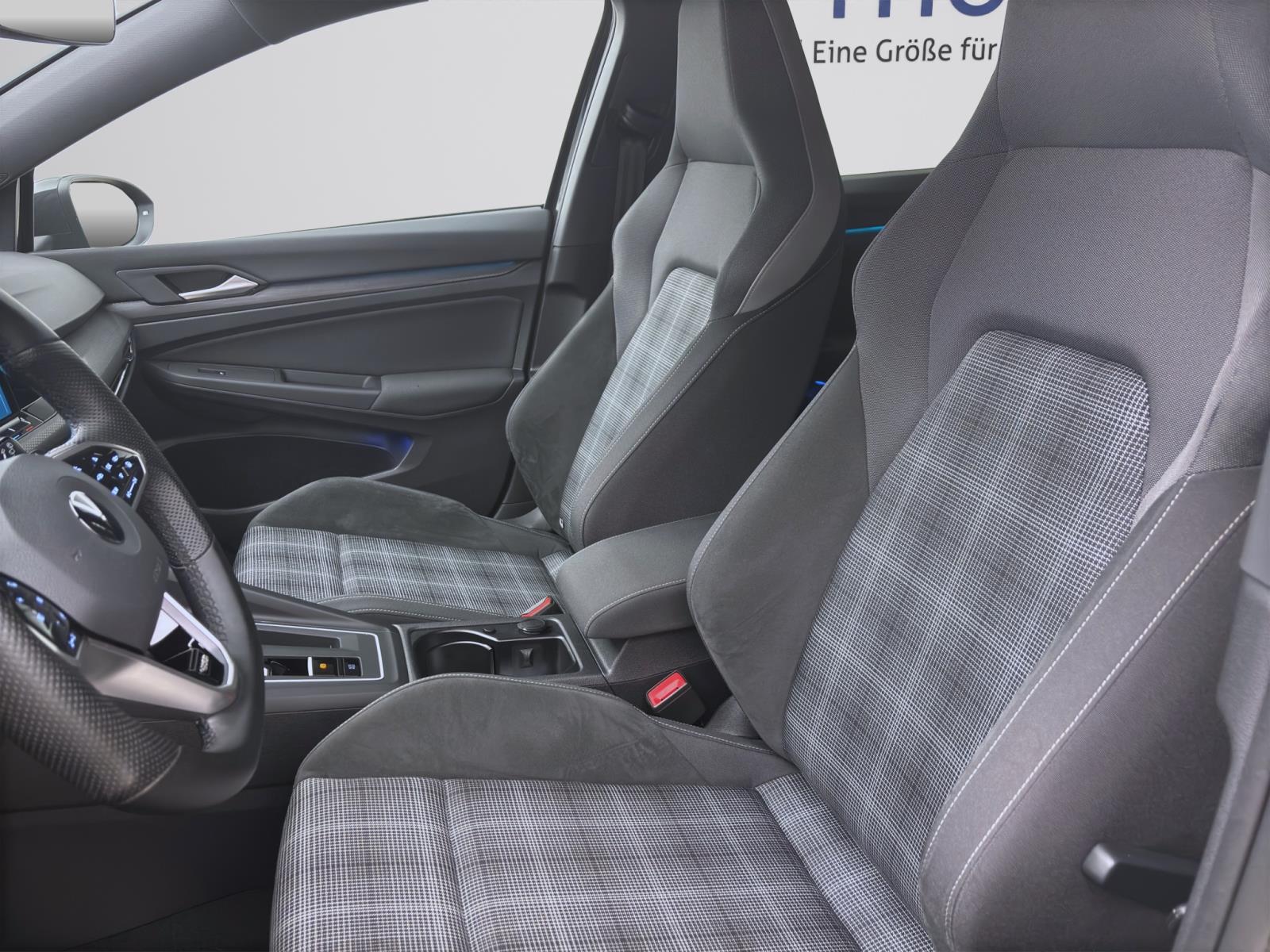 Bild 8: Volkswagen Golf GTD NAVI KLIMA PDC SHZG LM18
