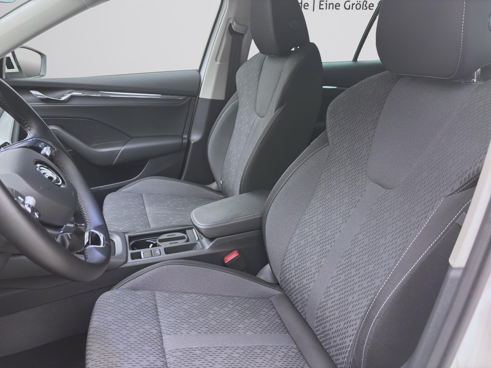 Bild 8: Skoda Octavia Combi 2.0 TDI STYLE AHK NAVI LED SITZHZG