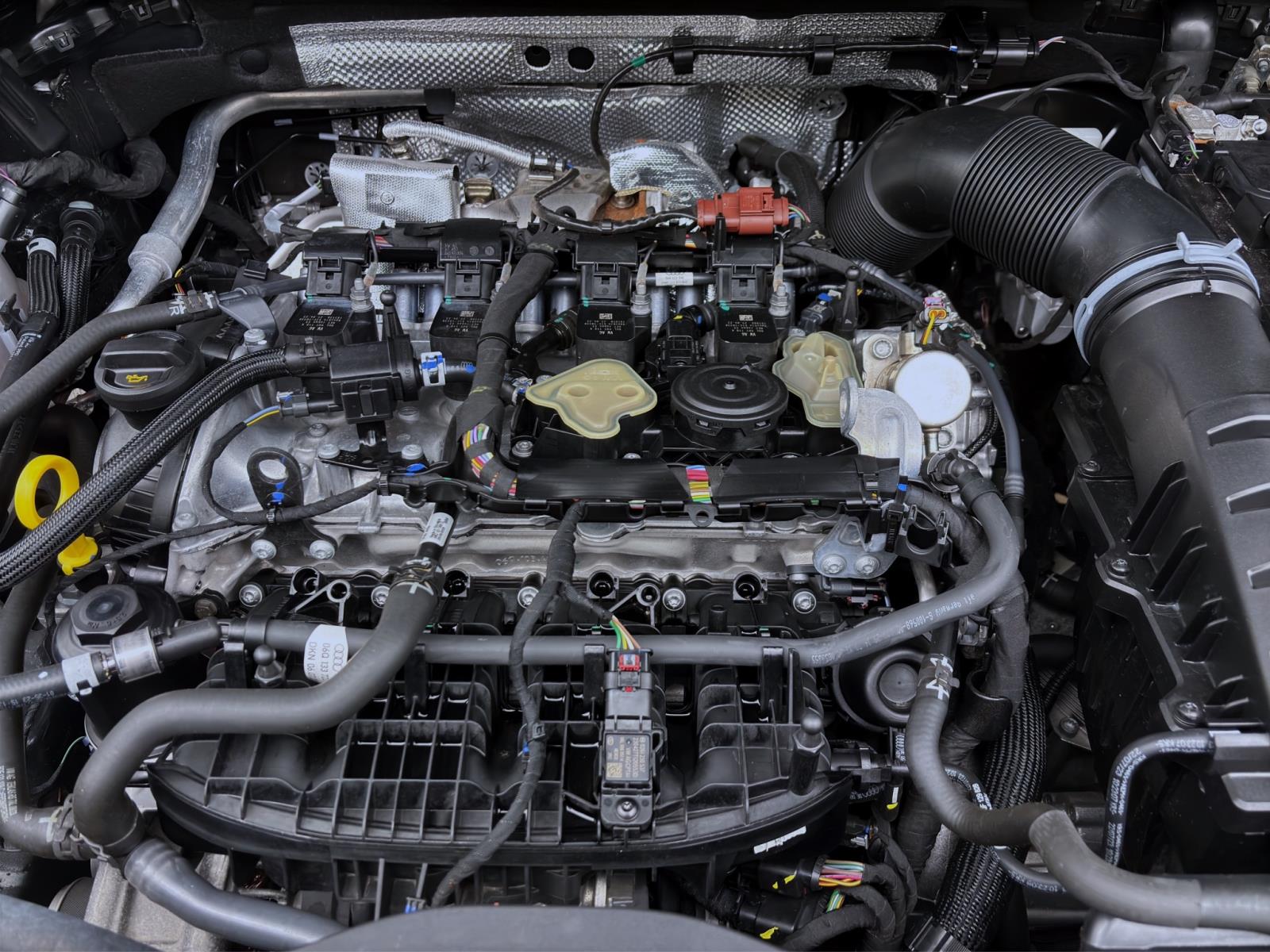 Bild 18: Volkswagen Tiguan 4M R NAVI KLIMA PDC MATRIX