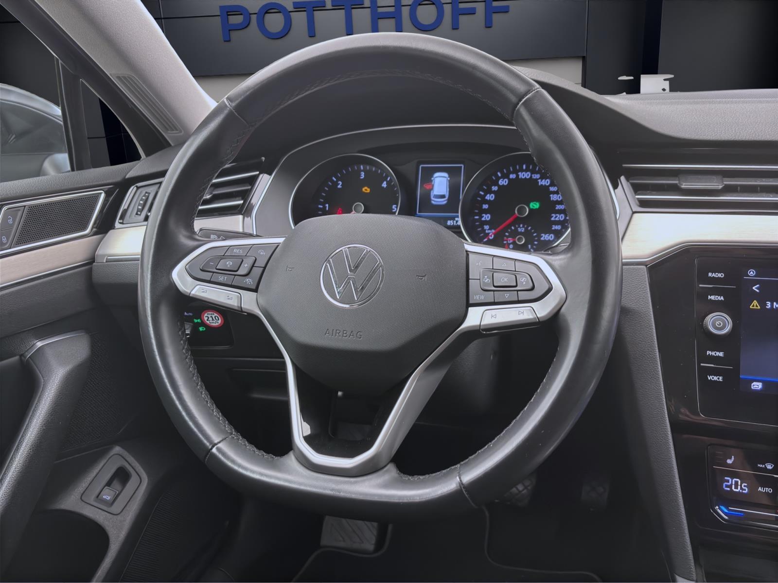 Bild 10: Volkswagen Passat Variant 2.0 TDI DSG ELEGANCE NAVI IQ.LIGHT KAMERA