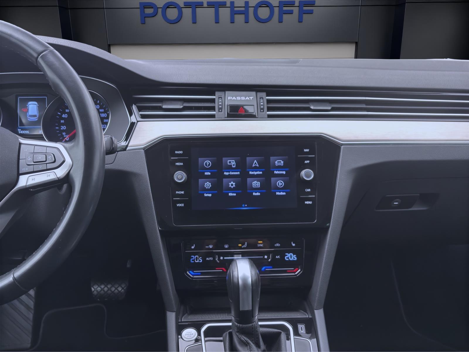 Bild 12: Volkswagen Passat Variant 2.0 TDI DSG ELEGANCE NAVI IQ.LIGHT KAMERA