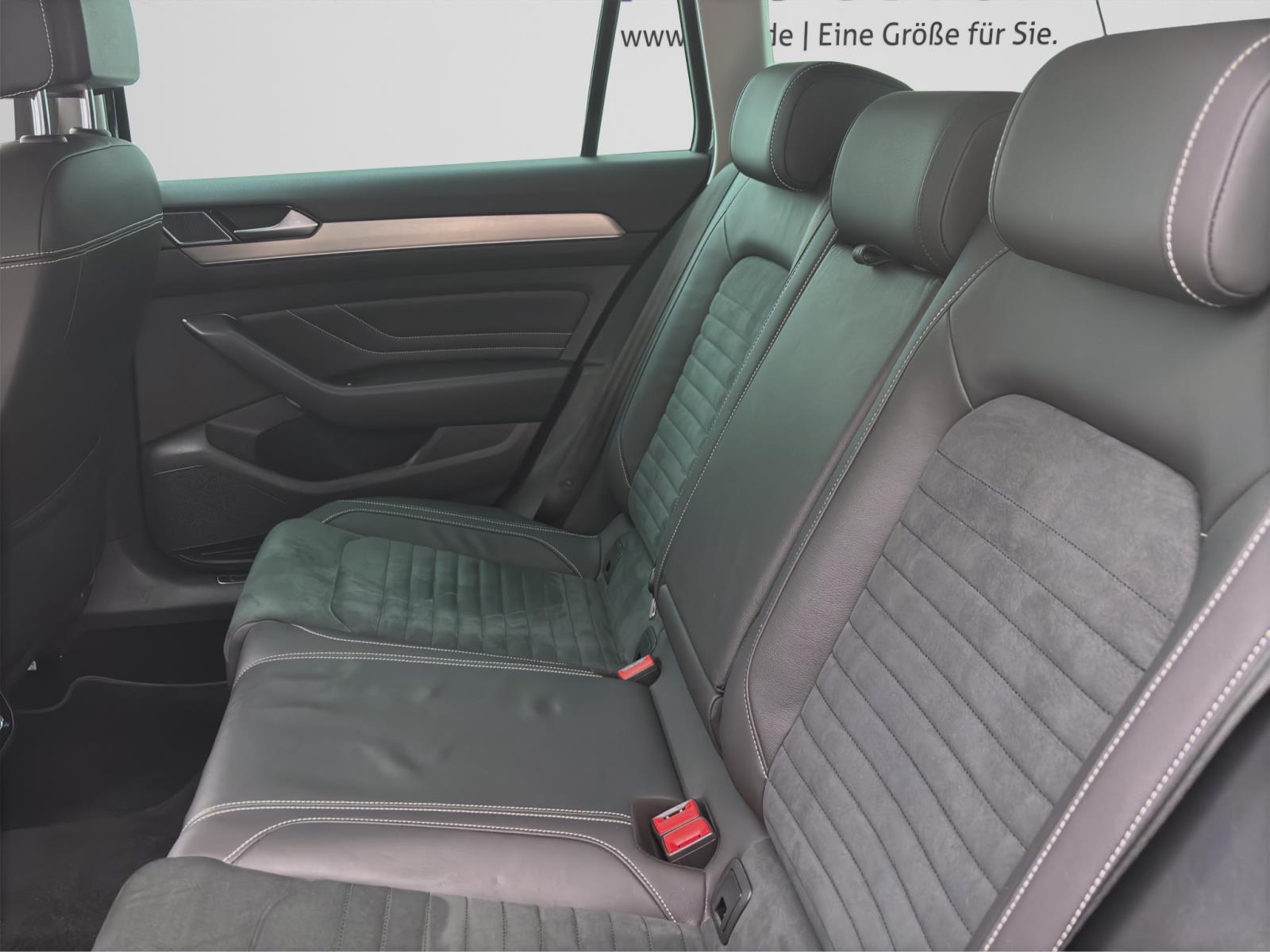Bild 13: Volkswagen Passat Variant 2.0 TDI DSG ELEGANCE NAVI IQ.LIGHT KAMERA