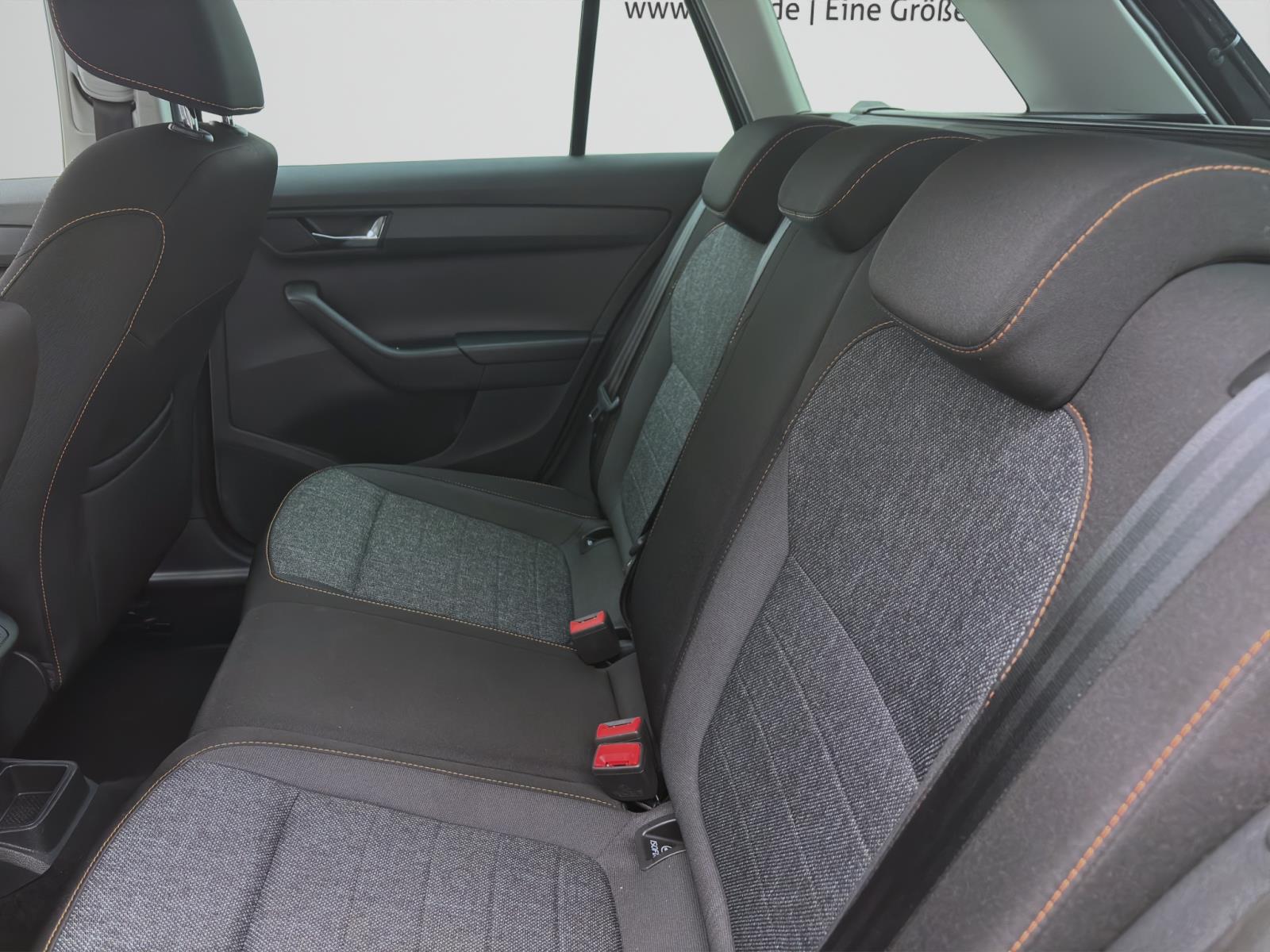 Skoda Fabia Combi 1.0 TSI CLEVER NAVI PDC SITZHZG KLIMA