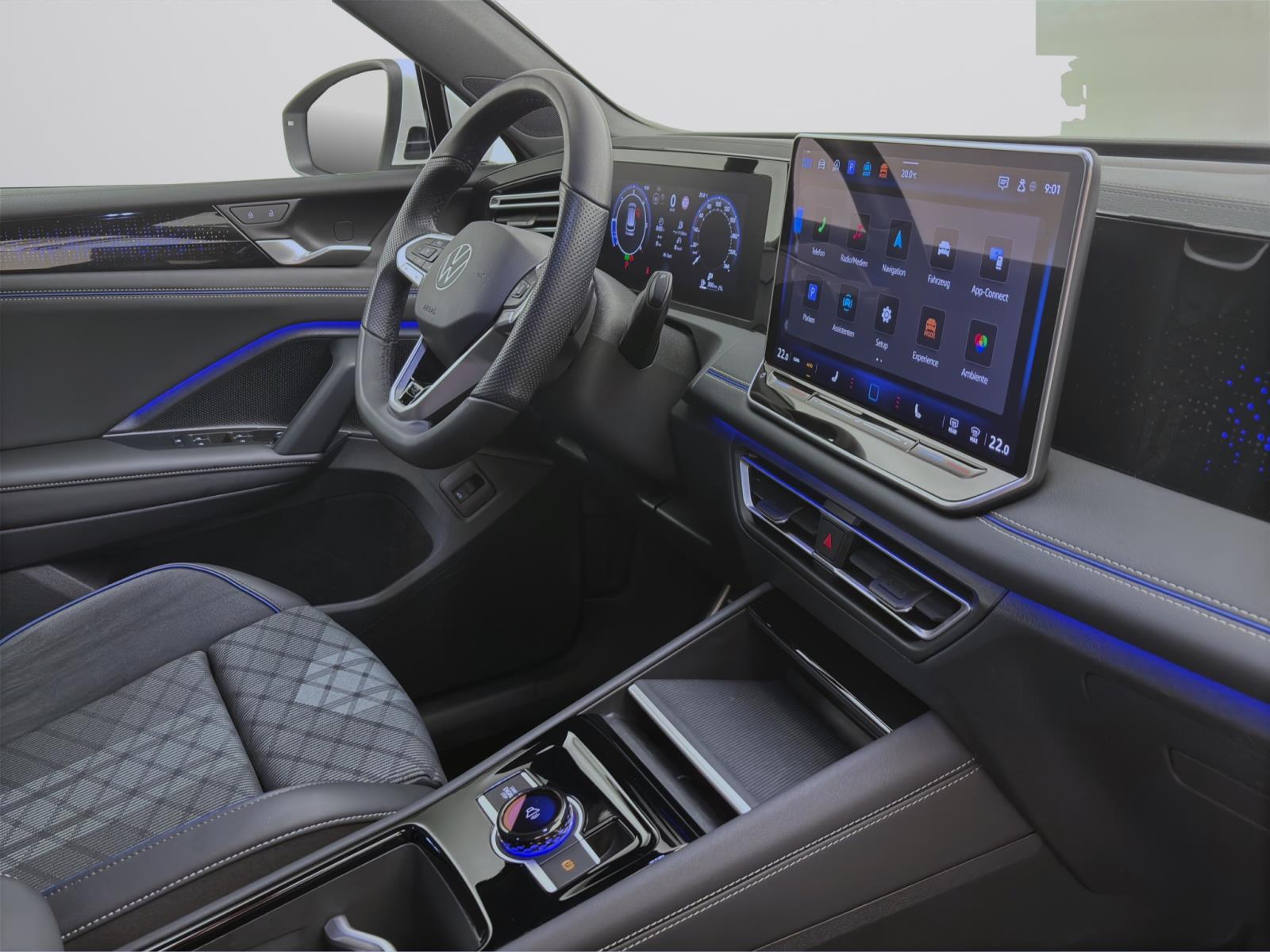 Bild 15: Volkswagen Tiguan 2.0 TDI DSG R-LINE NAVI AHK KAMERA PDC