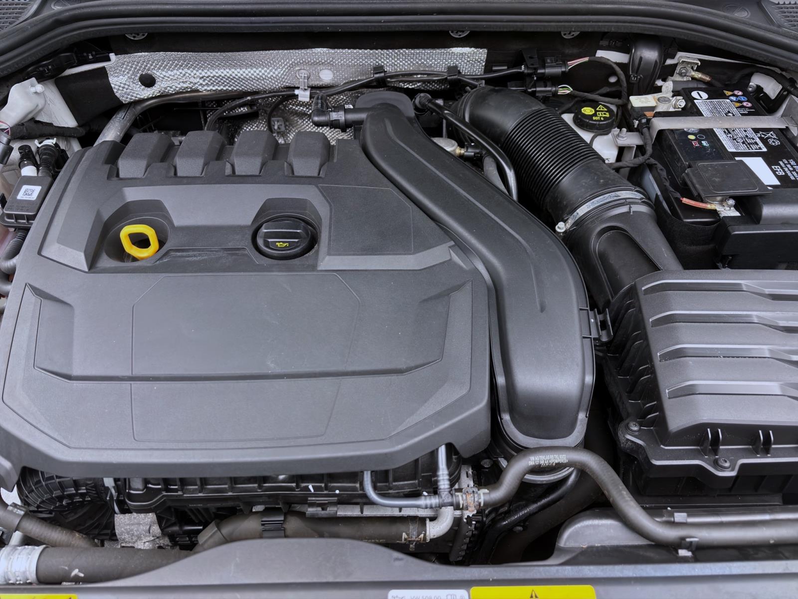 Bild 16: Volkswagen Golf Variant 1.5 eTSI DSG R-LINE NAVI LED+ KAMERA ACC