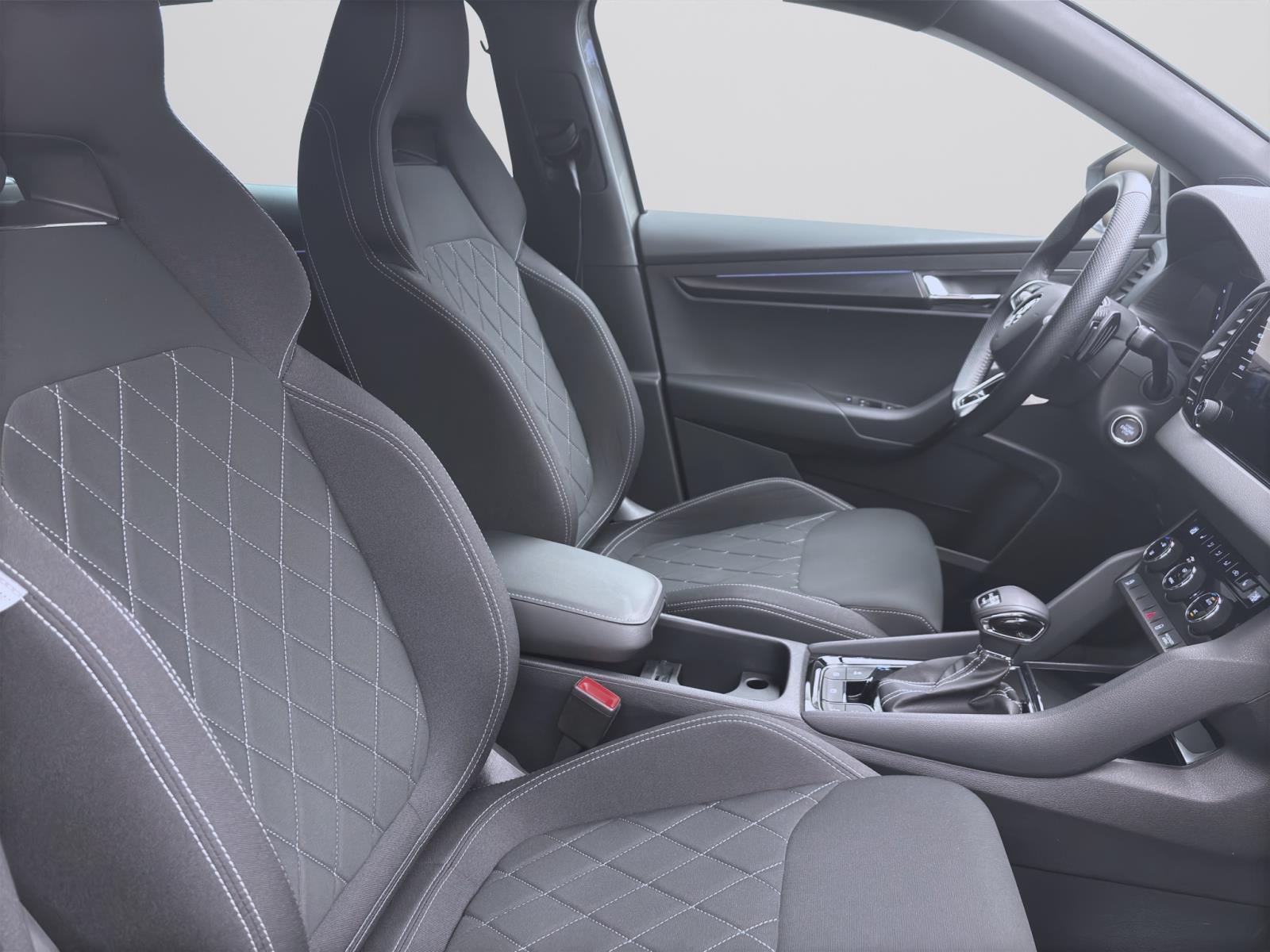 Bild 14: Skoda Karoq 2.0 TDI DSG 4x4 SPORTLINE MATRIX SITZHZG PDC KLIMA
