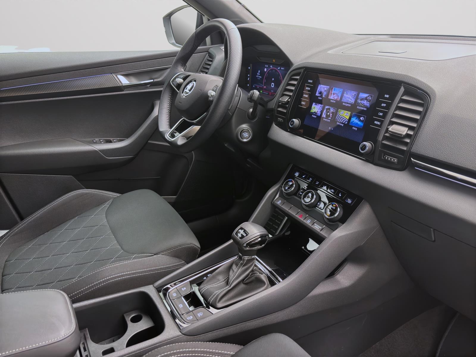 Bild 15: Skoda Karoq 2.0 TDI DSG 4x4 SPORTLINE MATRIX SITZHZG PDC KLIMA