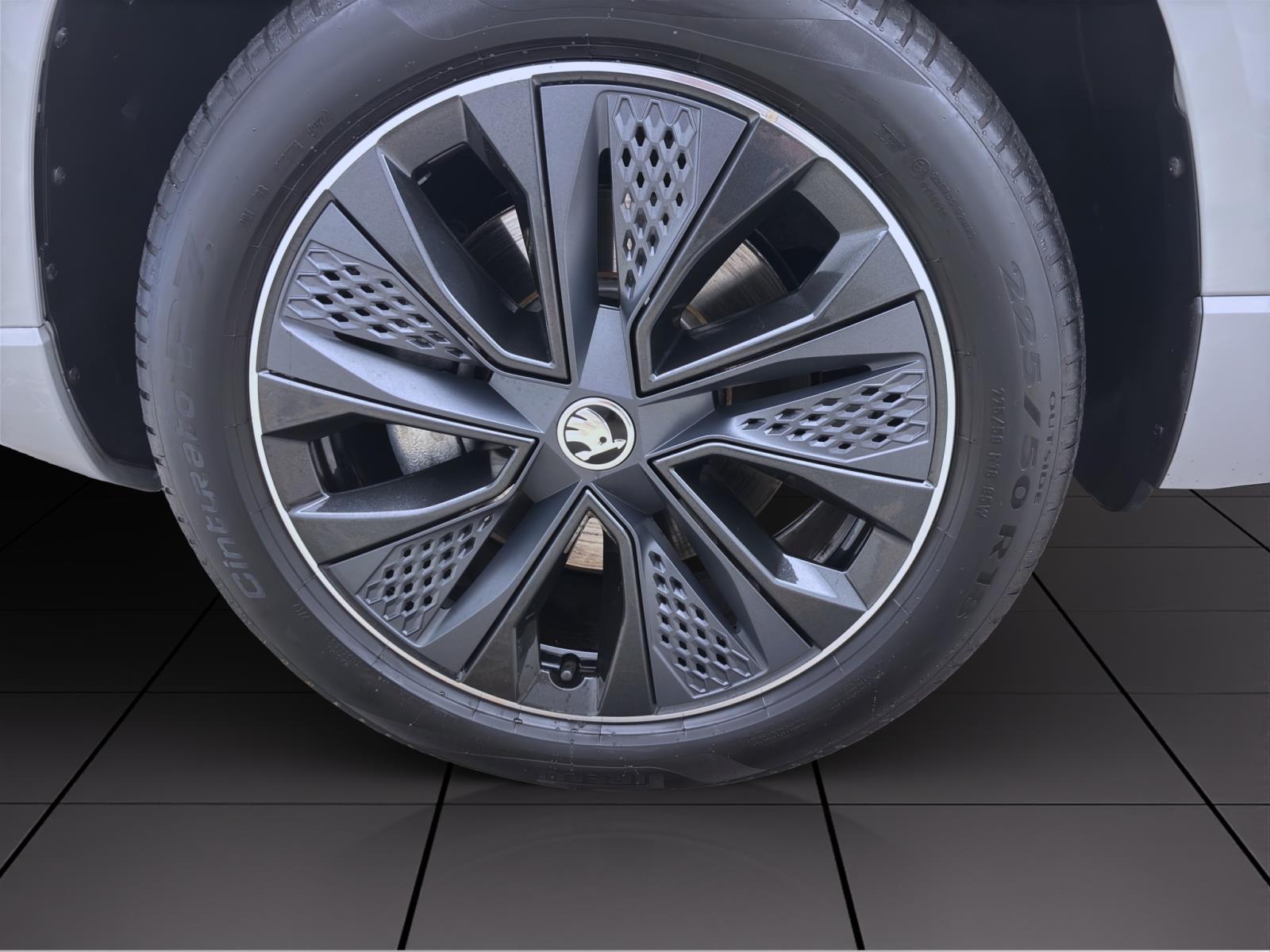 Bild 7: Skoda Karoq 2.0 TSI DSG 4x4 SPORTLINE MATRIX SITZHZG VIRTUAL