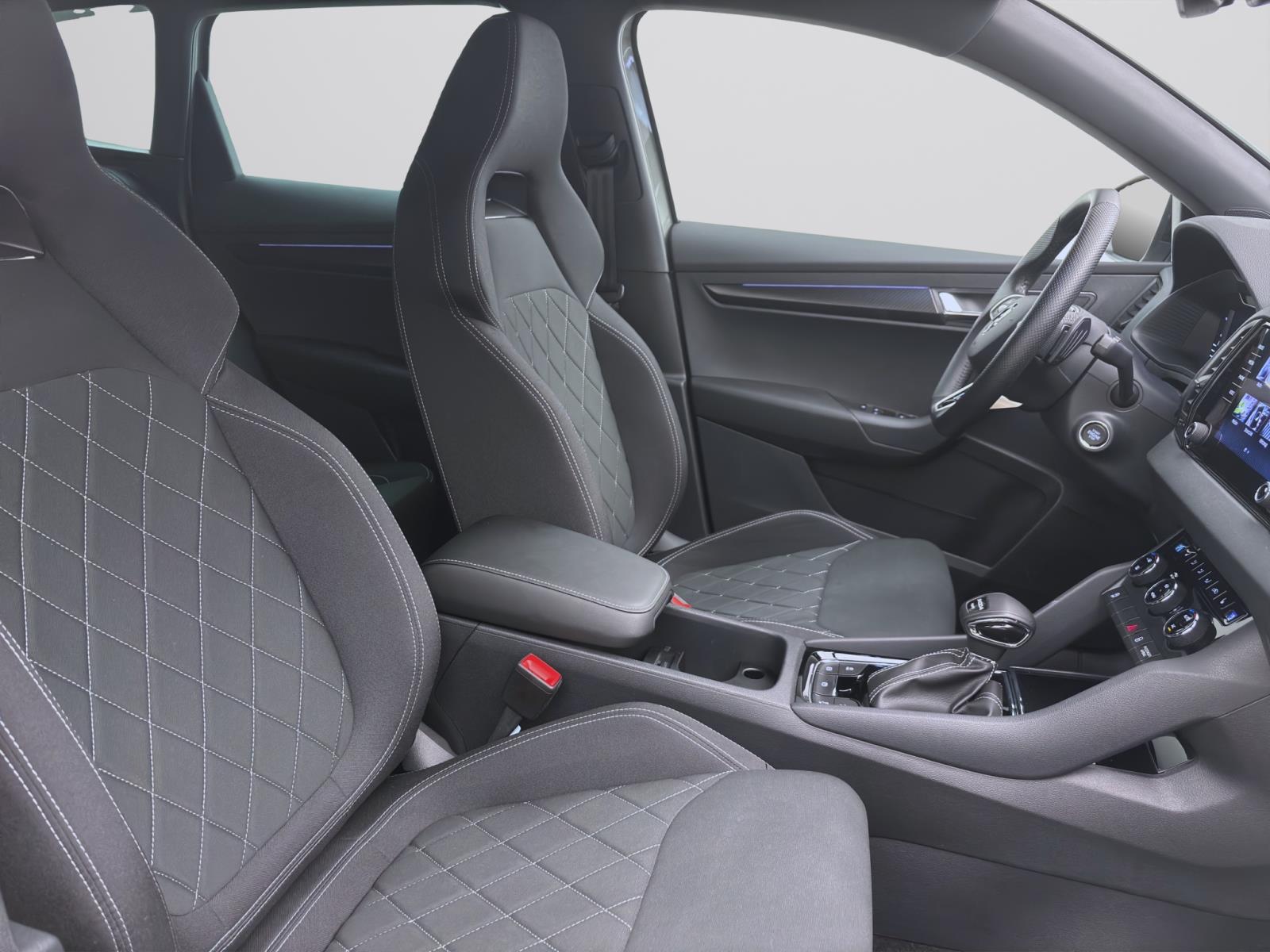 Bild 14: Skoda Karoq 2.0 TSI DSG 4x4 SPORTLINE MATRIX SITZHZG VIRTUAL