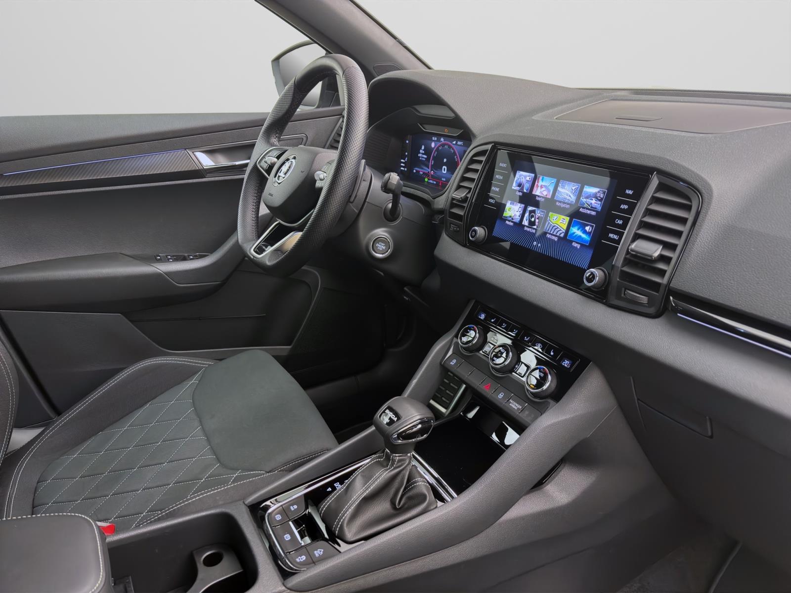 Bild 15: Skoda Karoq 2.0 TSI DSG 4x4 SPORTLINE MATRIX SITZHZG VIRTUAL