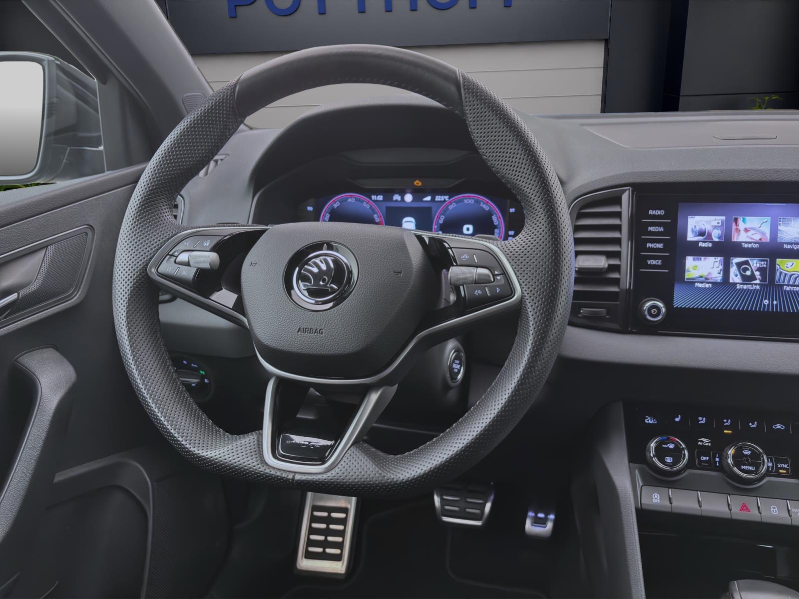 Bild 10: Skoda Karoq 2.0 TSI DSG 4x4 SPORTLINE MATRIX PDC VIRTUAL LM18