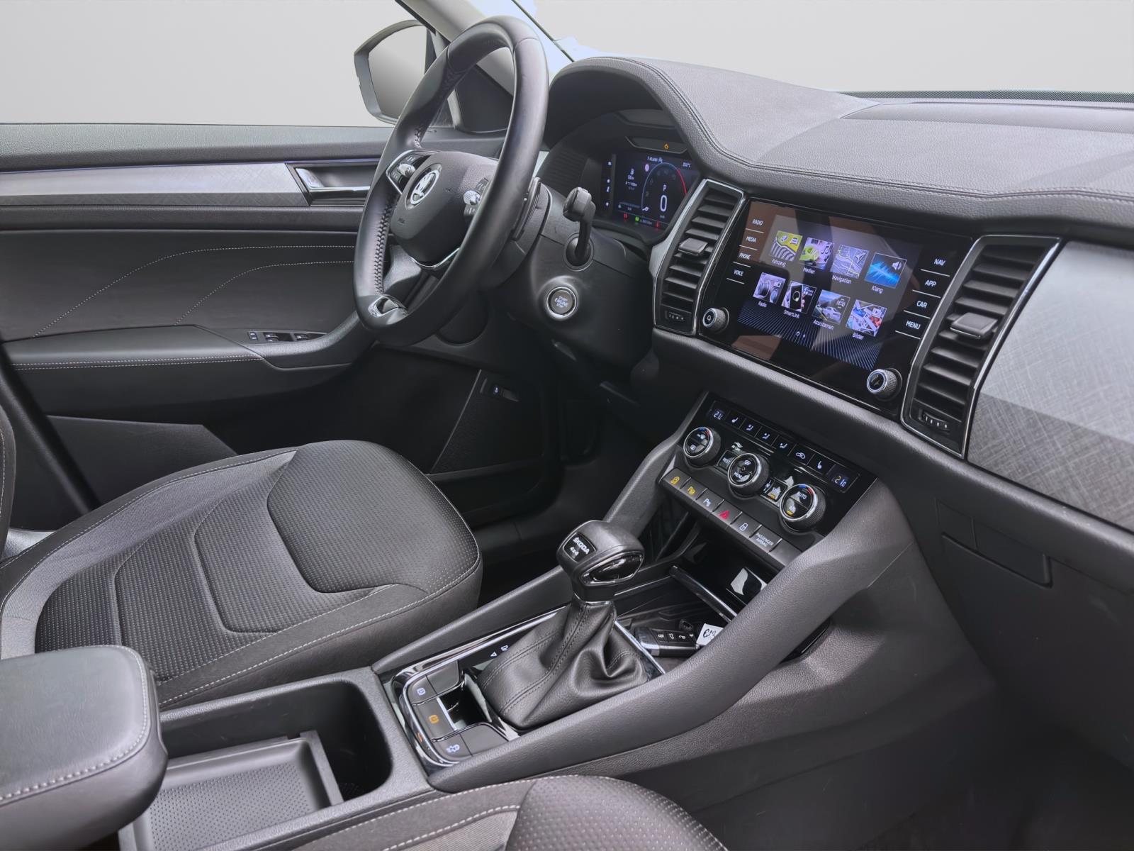 Bild 15: Skoda Kodiaq 2.0 TDI DSG 4x4 TOUR NAVI MATRIX AHK KAMERA 7S