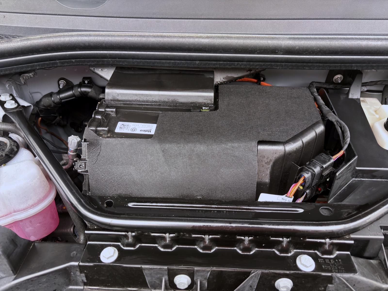 Bild 16: Audi Q4 e-tron 35 LED PDC KLIMA BLUETOOTH