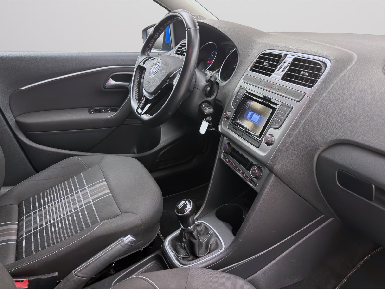 Bild 15: Volkswagen Polo 1.0 LOUNGE GRA PDC KLIMA
