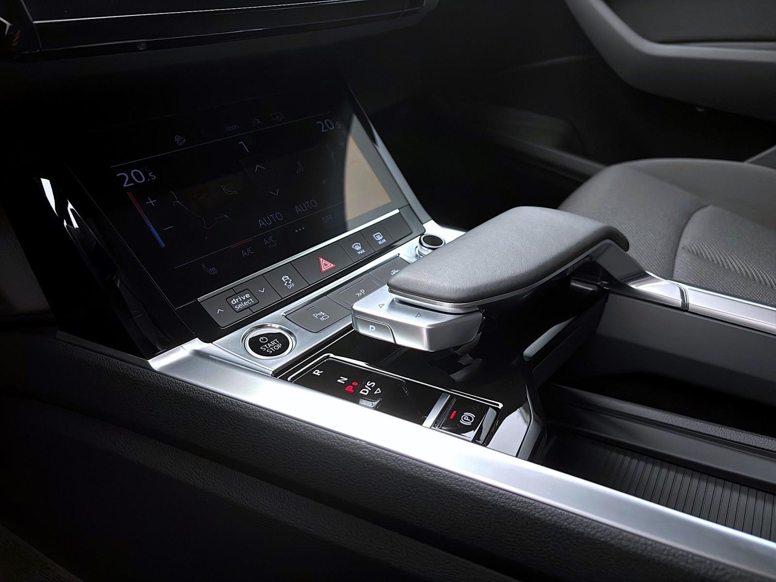 Bild 12: Audi Q8 e-tron 50 Q S LINE MATRIX NAVI eKLAPPE LM20