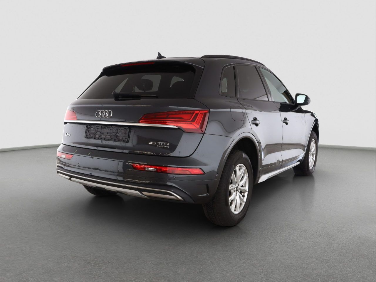 Audi Q5 45 TFSI Q ADVANCED PANO AHK NAVI MATRIX