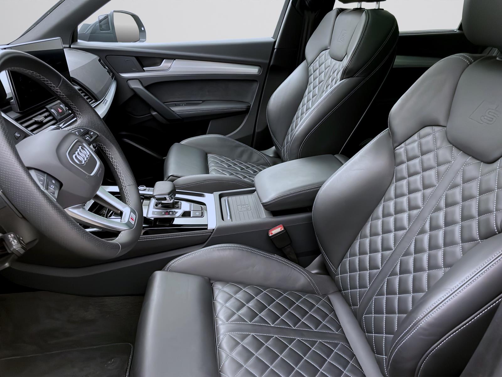 Bild 8: Audi Q5 45 TFSI Q ADVANCED PANO AHK NAVI MATRIX