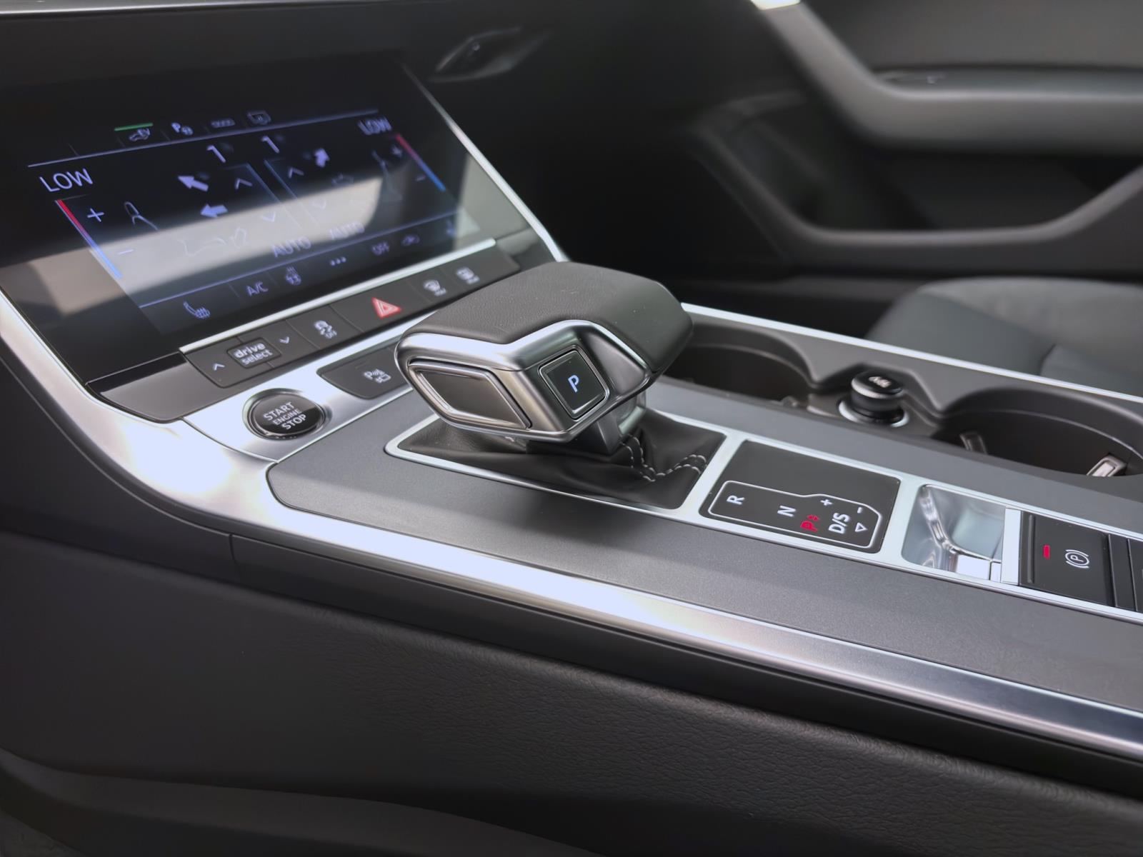 Bild 12: Audi A6 Avant 50 TFSIe Q ADVANCED AHK HD-MATRIX NAVI