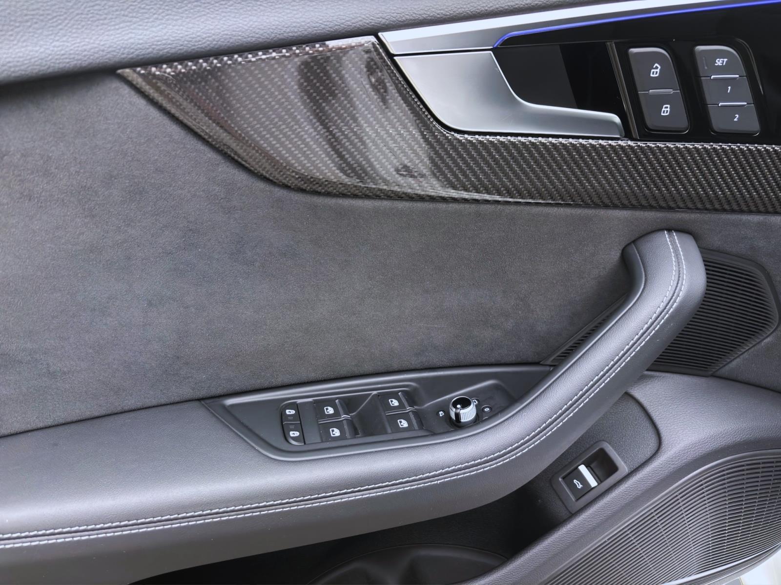 Bild 9: Audi A4 Avant 40 TDI Q S LINE PANO MATRIX KAMERA PDC