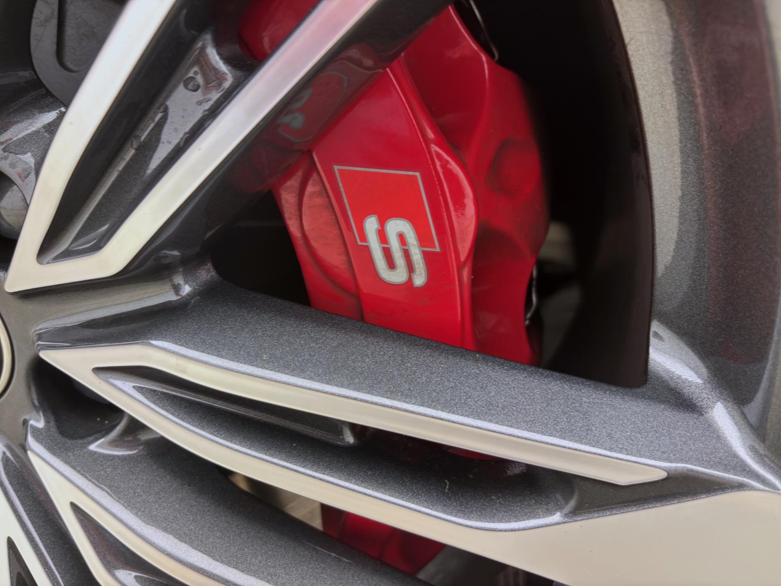 Bild 18: Audi S6 Avant TDI Q PANO STDHZG MATRIX PDC