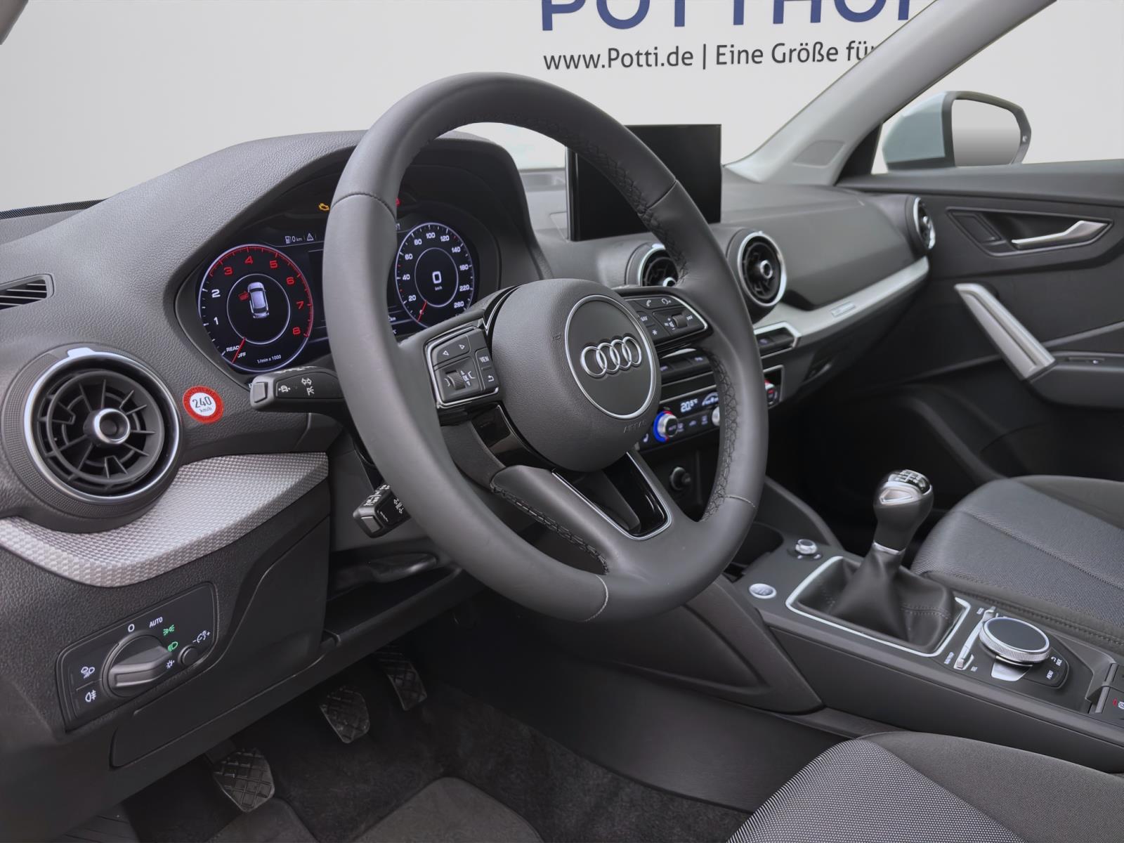 Bild 11: Audi Q2 35 TFSI ADVANCED AHK NAVI MATRIX KAMERA