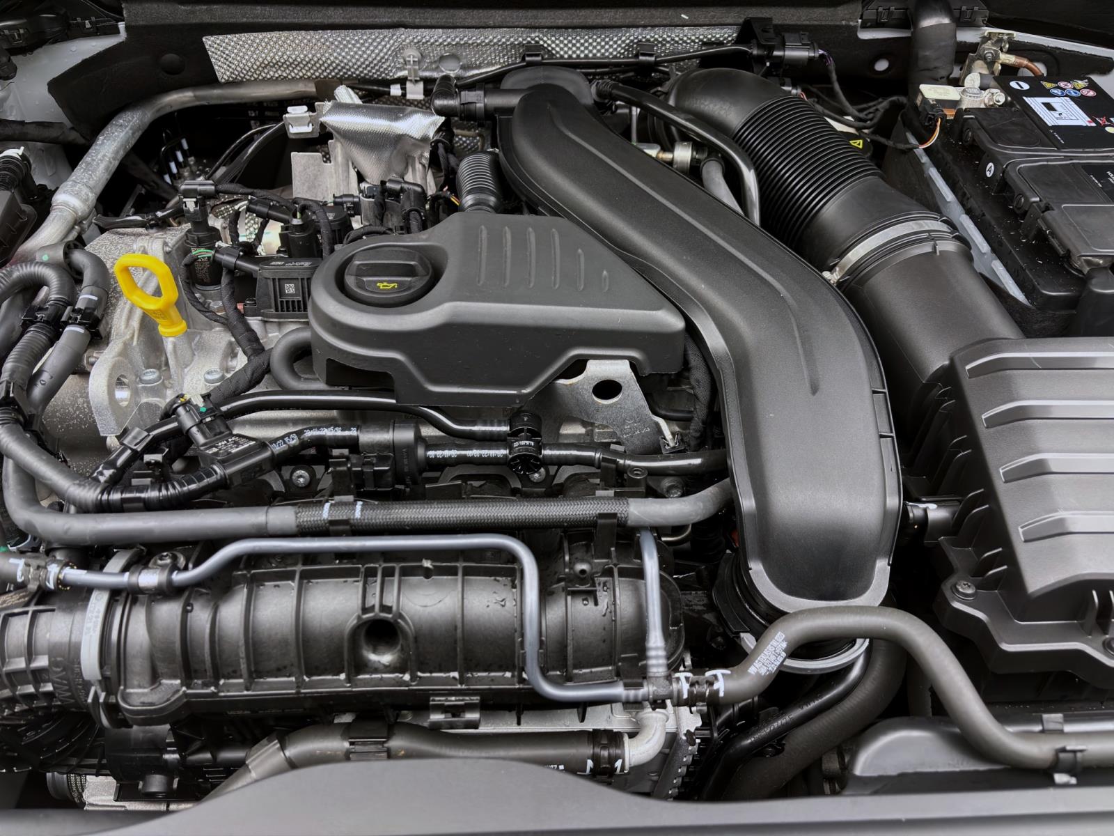 Bild 15: Audi Q2 35 TFSI ADVANCED AHK NAVI MATRIX KAMERA