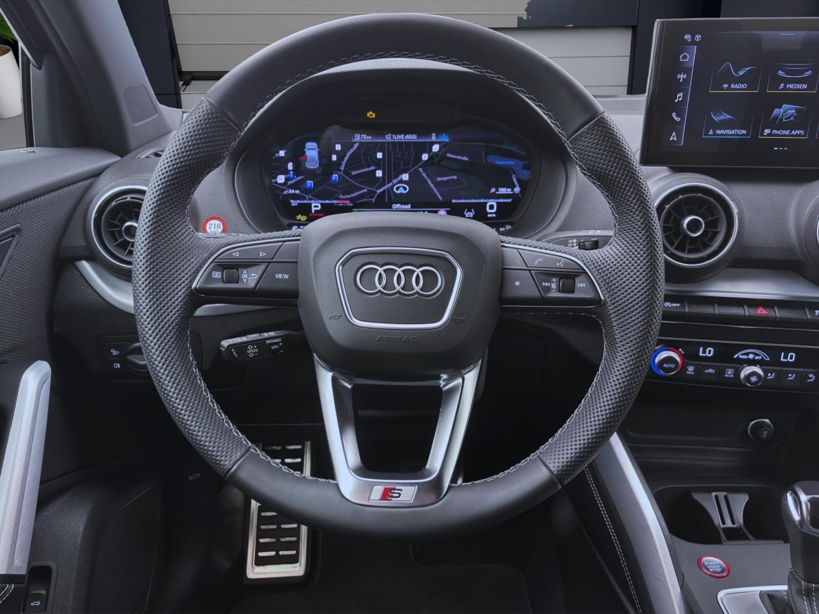 Bild 10: Audi SQ2 Q MATRIX NAVI SITZHZG PDC KLIMA