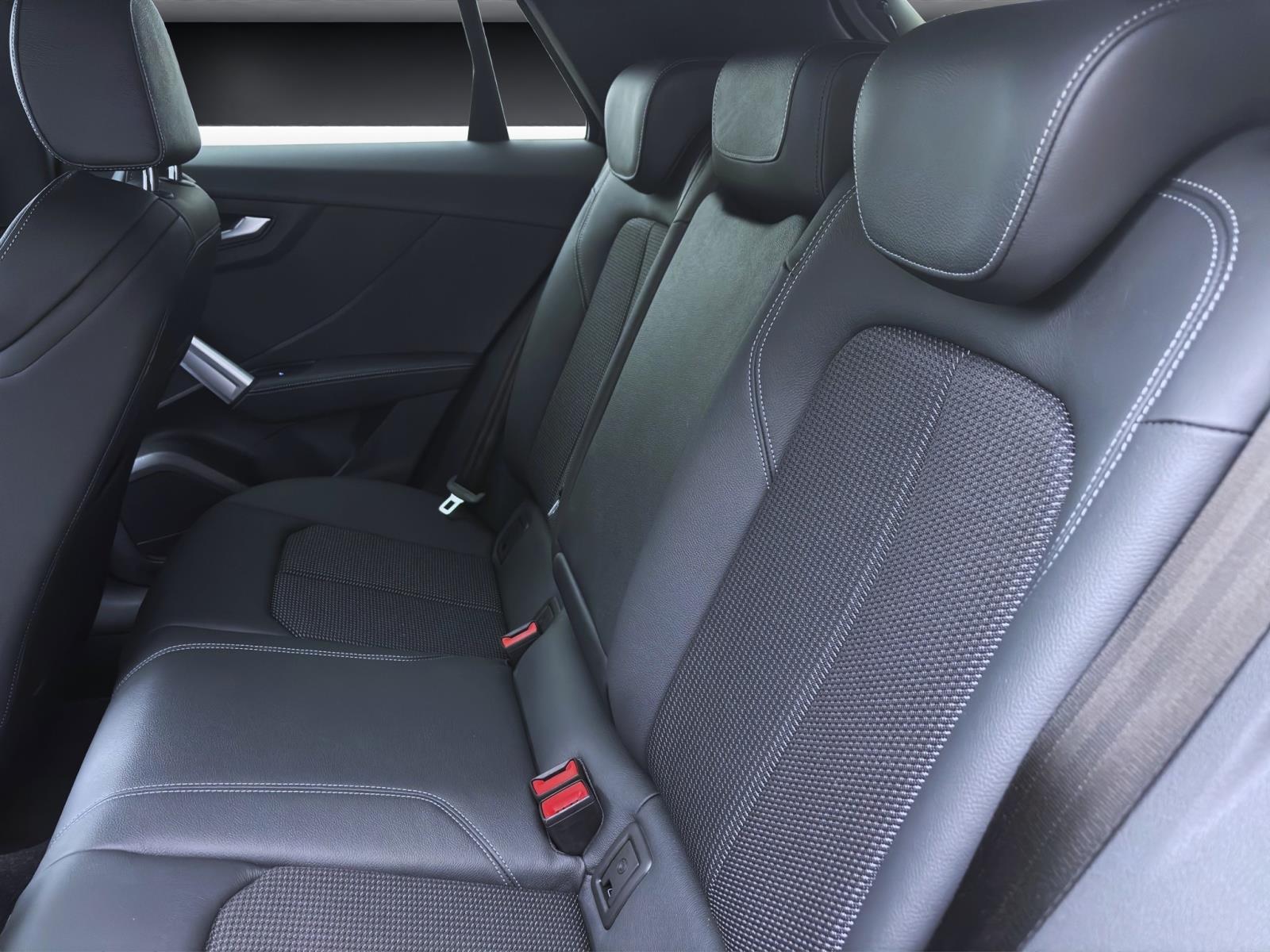Bild 13: Audi SQ2 Q MATRIX NAVI SITZHZG PDC KLIMA