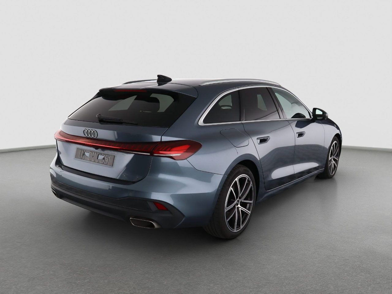 Audi A5 Avant TFSI NAVI MATRIX PDC SITZHZG
