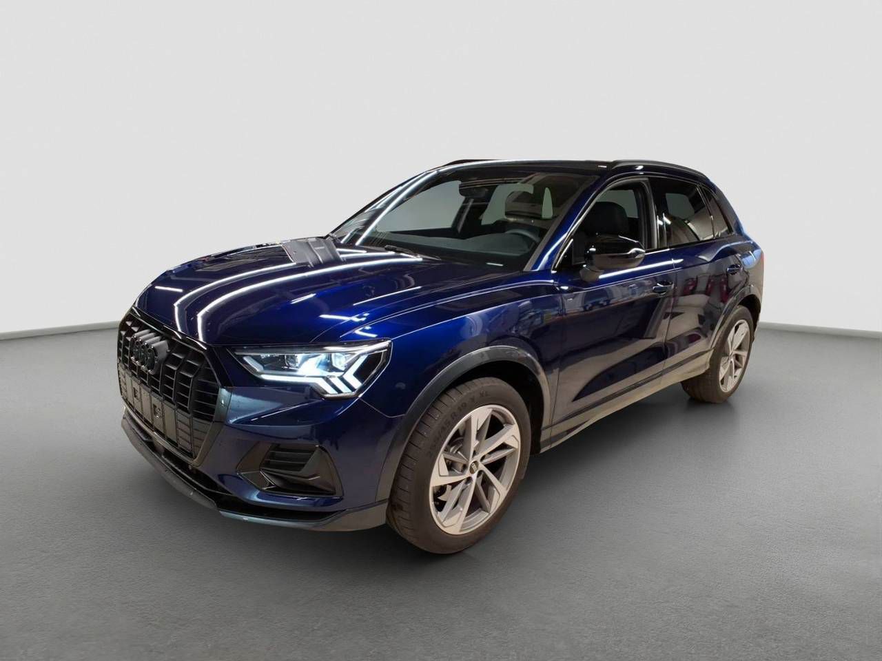 Audi Q3 40 TFSI Q ADVANCED NAVI+ MATRIX PDC SITZHZG 8563257