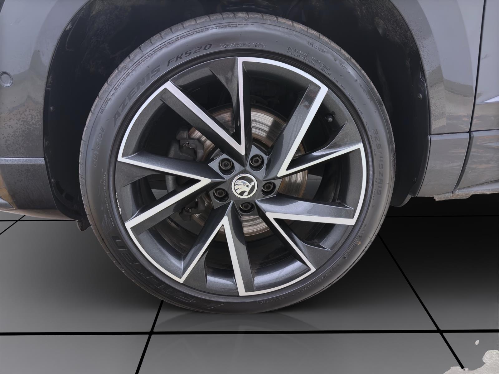 Bild 7: Skoda Karoq 2.0 TDI DSG 4x4 SPORTLINE NAVI AHK KAMERA PDC