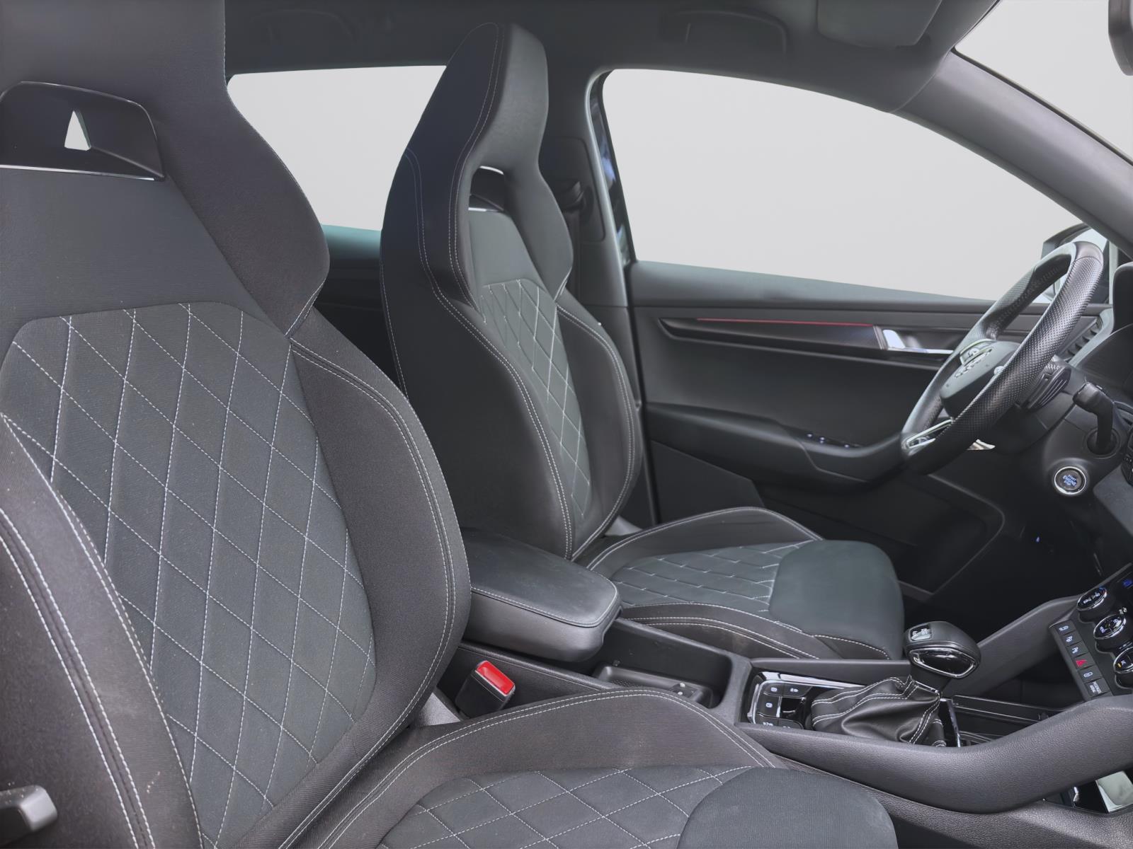 Bild 14: Skoda Karoq 2.0 TDI DSG 4x4 SPORTLINE NAVI AHK KAMERA PDC