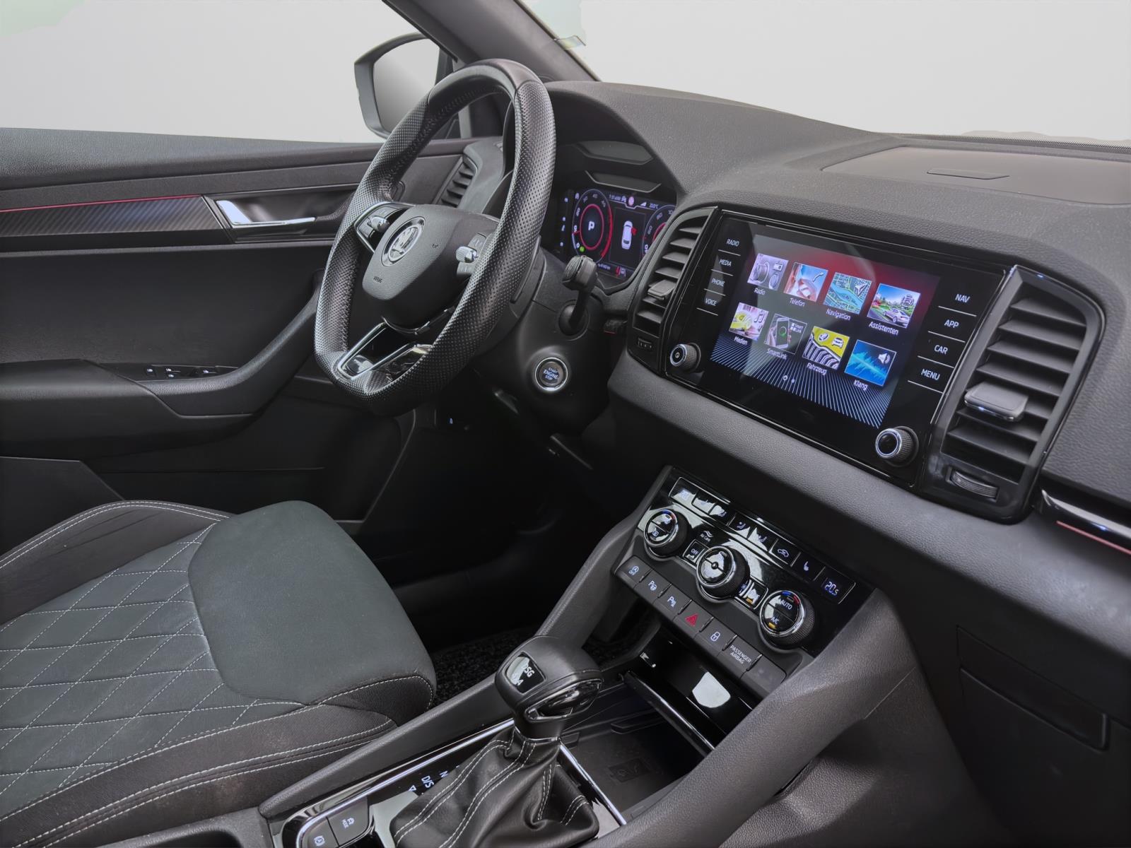 Bild 15: Skoda Karoq 2.0 TDI DSG 4x4 SPORTLINE NAVI AHK KAMERA PDC