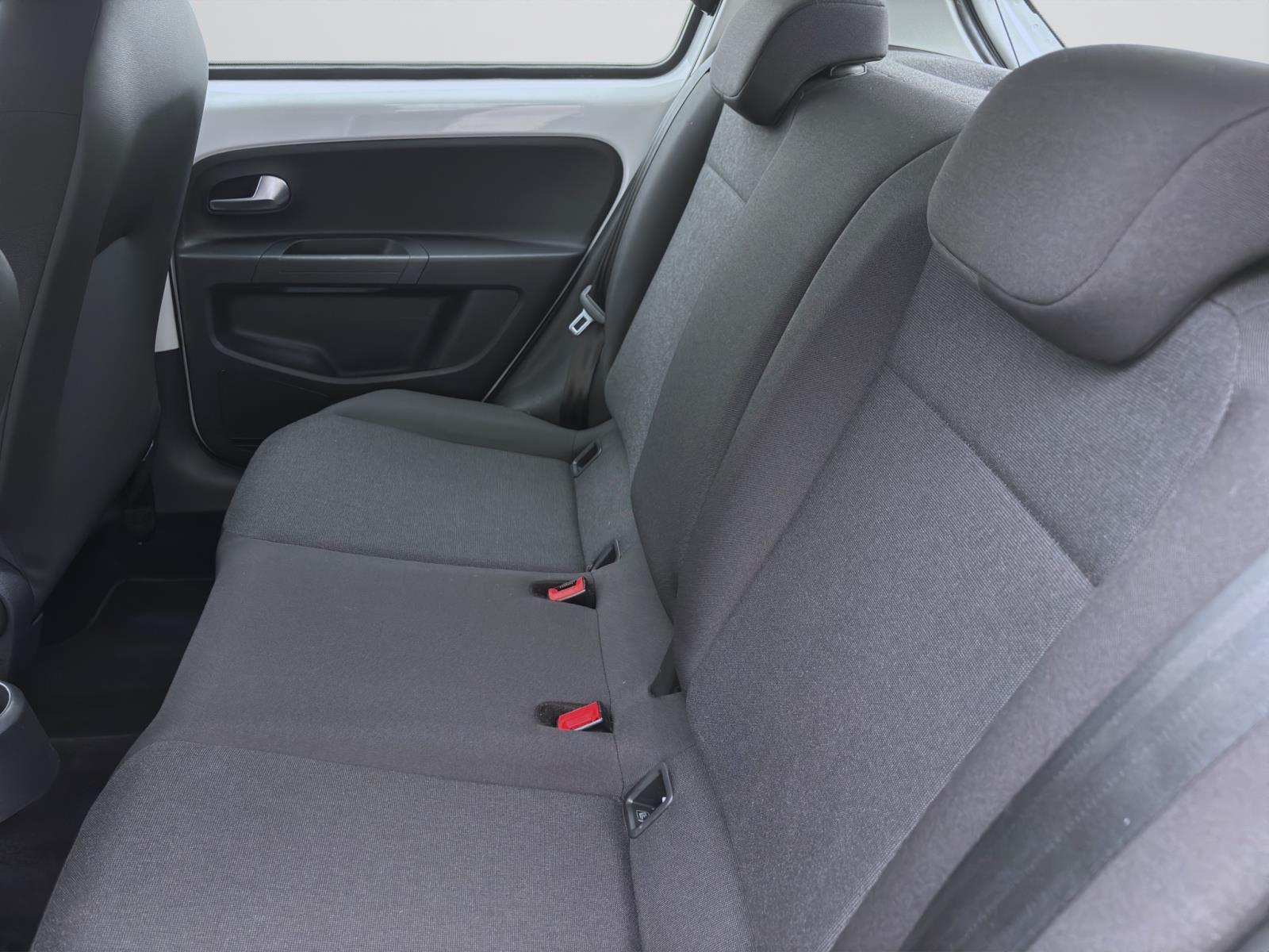 Bild 14: Volkswagen up! 1.0 MPI MOVE UP! SITZHZG KLIMA LED