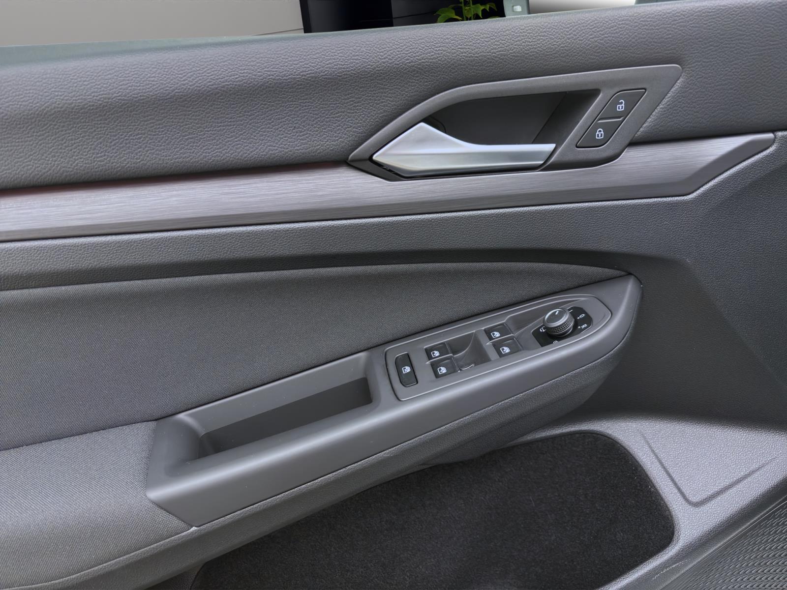 Bild 9: Volkswagen Golf 1.5 eTSI DSG STYLE NAVI ACC LED+ SITZHZG PDC