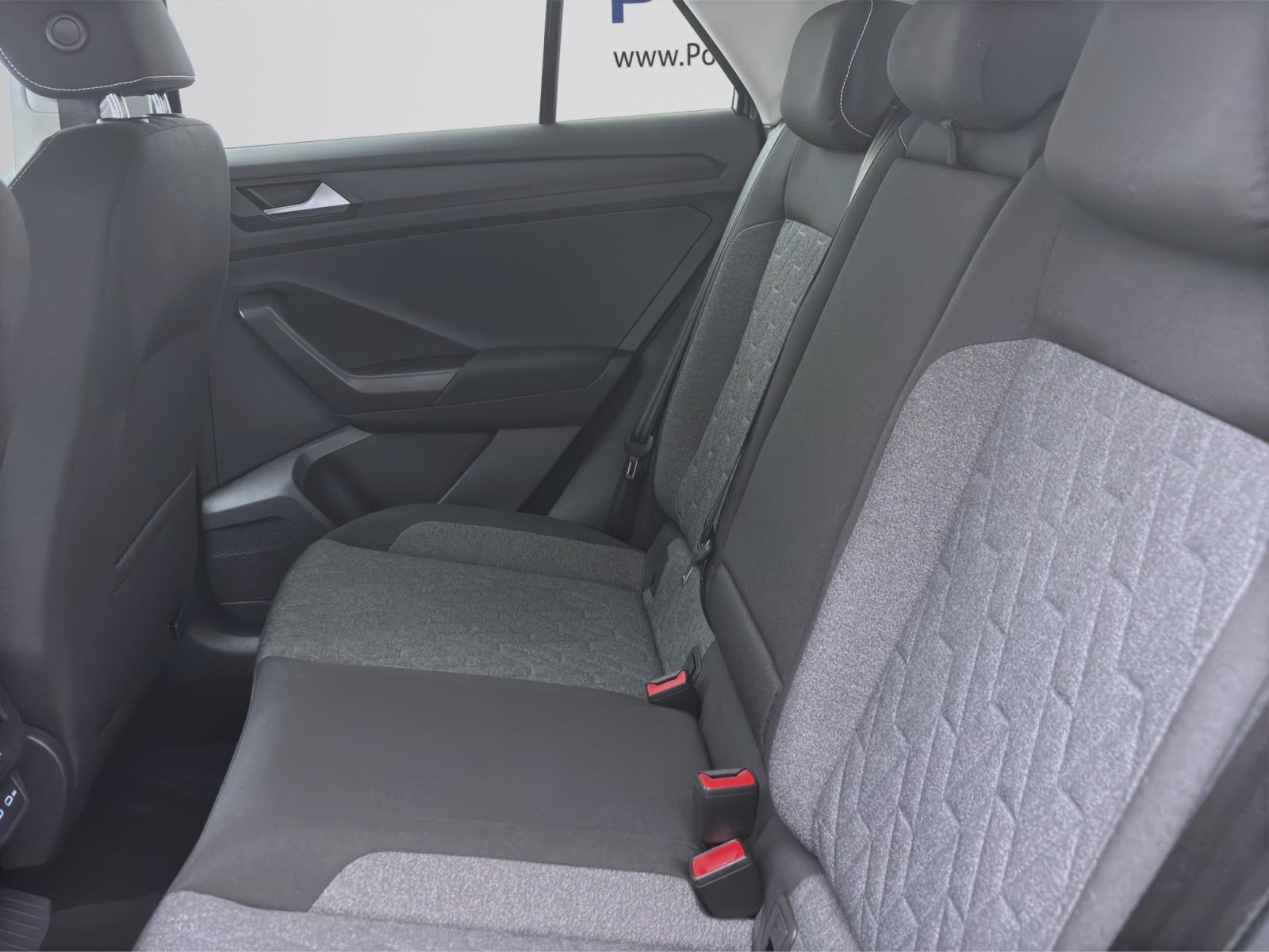 Volkswagen T-Roc 1.5 TSI DSG MOVE NAVI AHK KLIMA PDC
