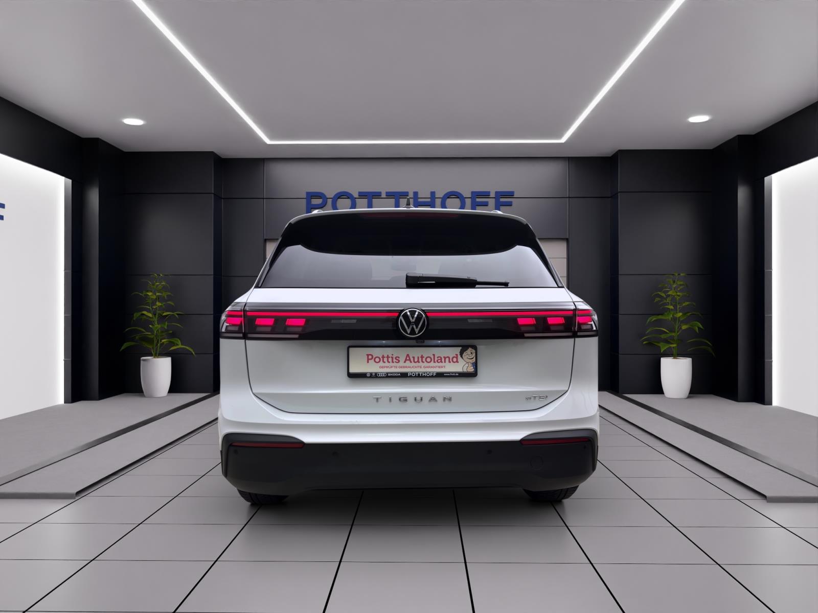 Bild 2: Volkswagen Tiguan 1.5 eTSI DSG LIFE NAVI AHK KAMERA SHZG