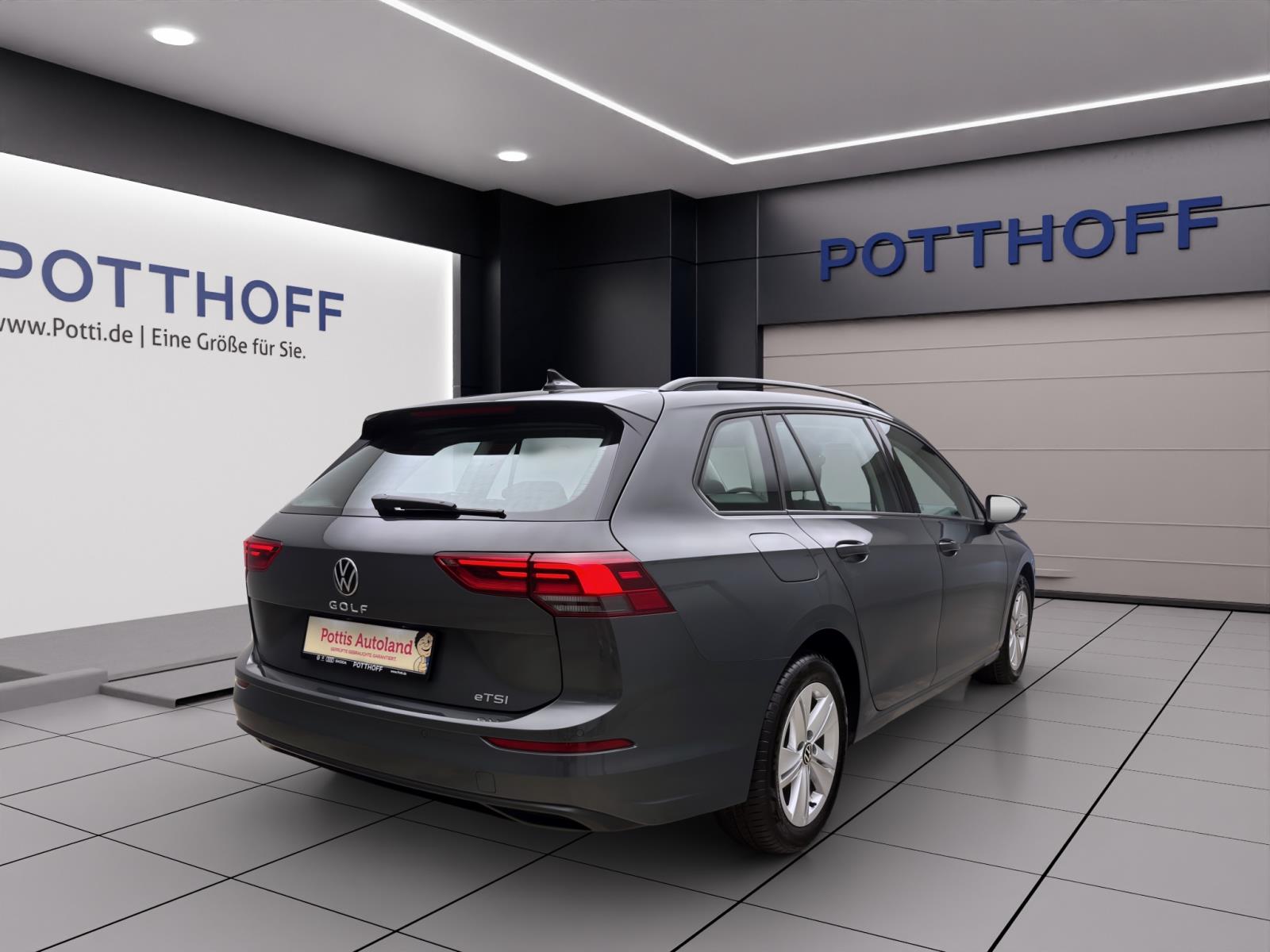 Volkswagen Golf Variant 1.5 eTSI DSG LIFE NAVI SHZG PDC LED
