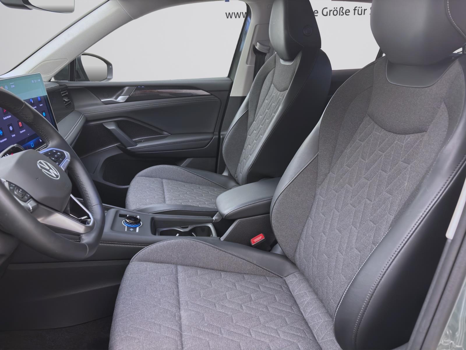 Bild 8: Volkswagen Tiguan 1.5 eTSI DSG LIFE PANO AHK KAMERA PDC