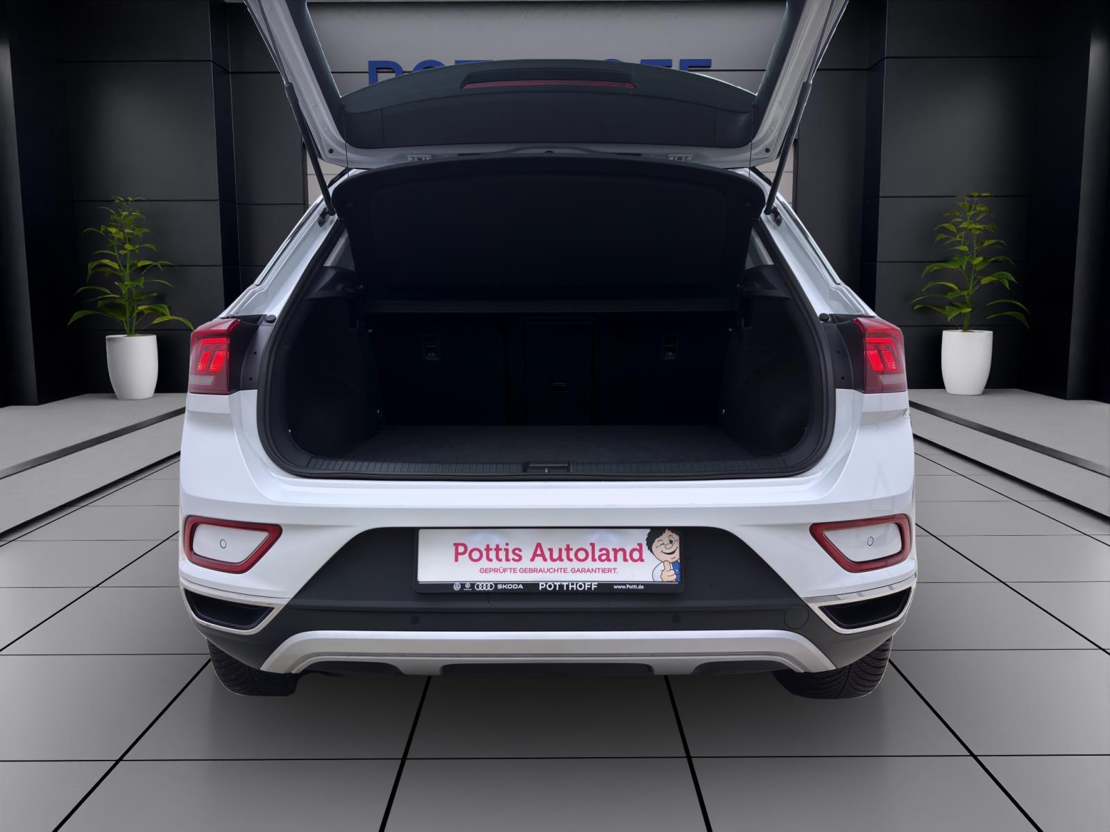 Bild 3: Volkswagen T-Roc 1.5 TSI DSG STYLE LED NAVI AHK ACC
