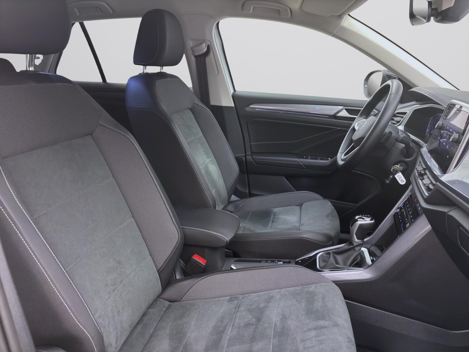 Bild 14: Volkswagen T-Roc 1.5 TSI DSG STYLE LED NAVI AHK ACC
