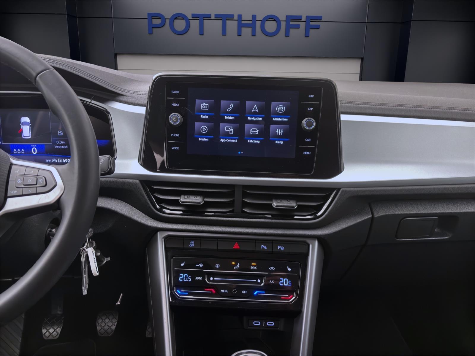Volkswagen T-Roc 1.0 TSI LIFE PDC NAVI KLIMA SHZG