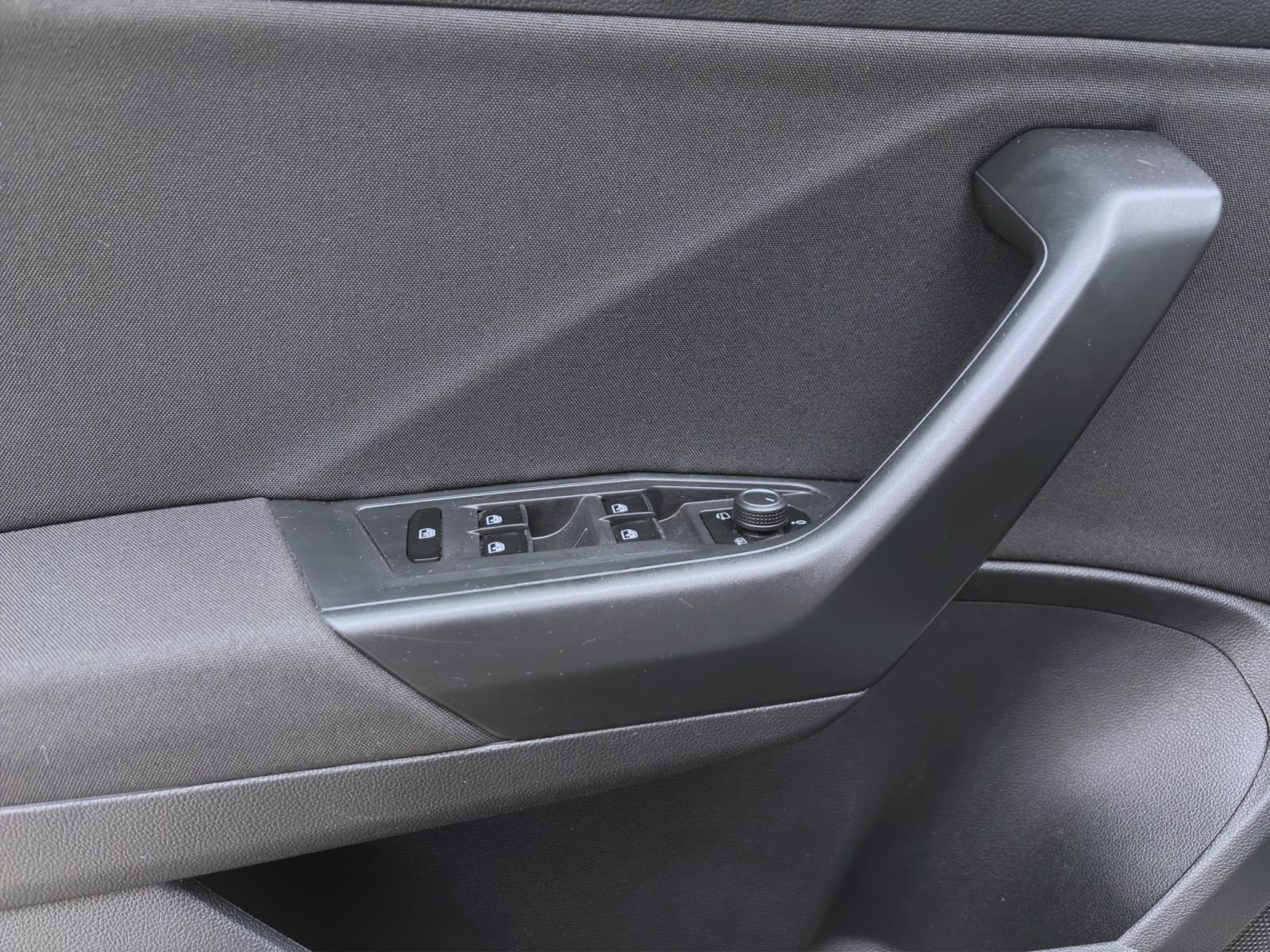 Bild 9: Volkswagen T-Roc 1.5 TSI DSG STYLE NAVI AHK KAMERA PDC