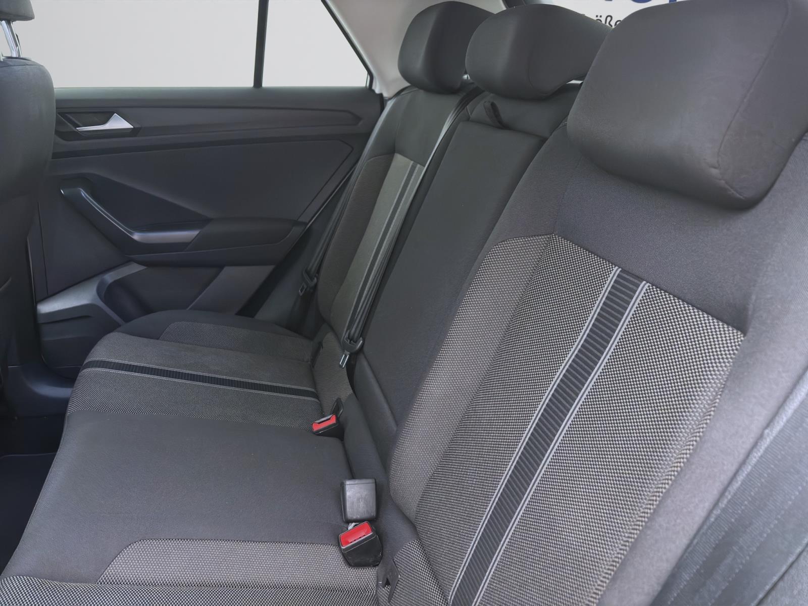 Bild 13: Volkswagen T-Roc 1.5 TSI DSG STYLE NAVI AHK KAMERA PDC