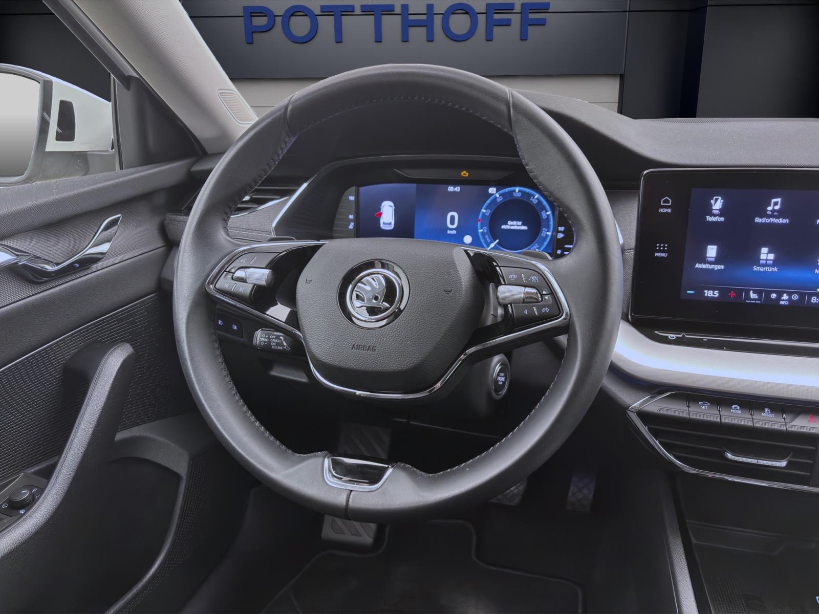 Bild 10: Skoda Octavia Combi 2.0 TDI DSG STYLE NAVI AHK PDC SITZHZG