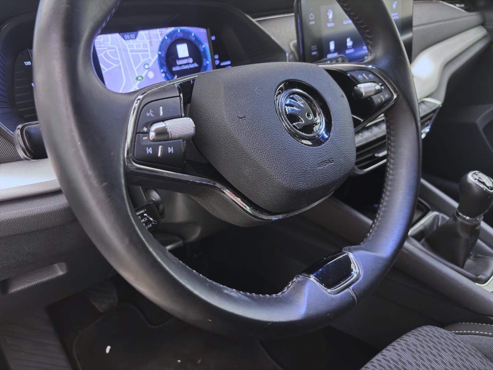 Bild 17: Skoda Octavia Combi 2.0 TDI STYLE NAVI PDC SITZHZG ACC