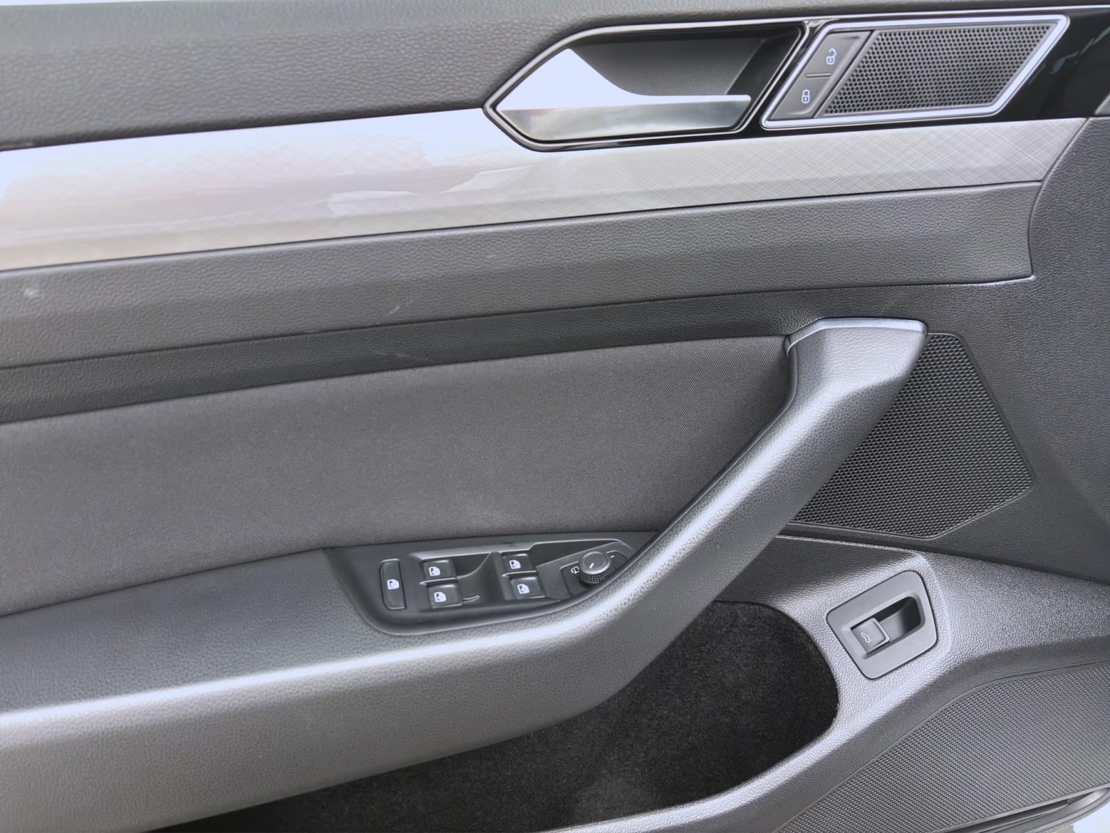Bild 9: Volkswagen Passat Variant 2.0 TDI DSG BUSINESS AHK NAVI KAMERA IQ.LIGHT