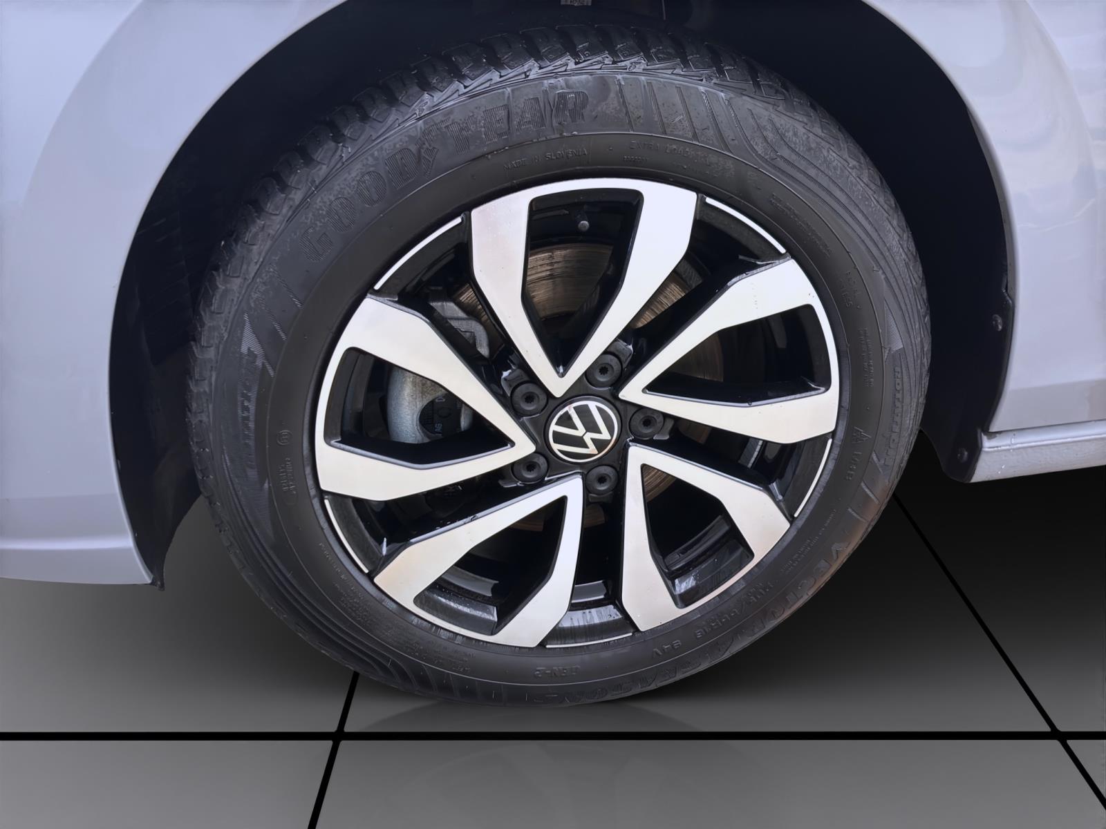 Bild 7: Volkswagen Golf 1.0 eTSI DSG ACTIVE NAVI LED ACC SITZHZG