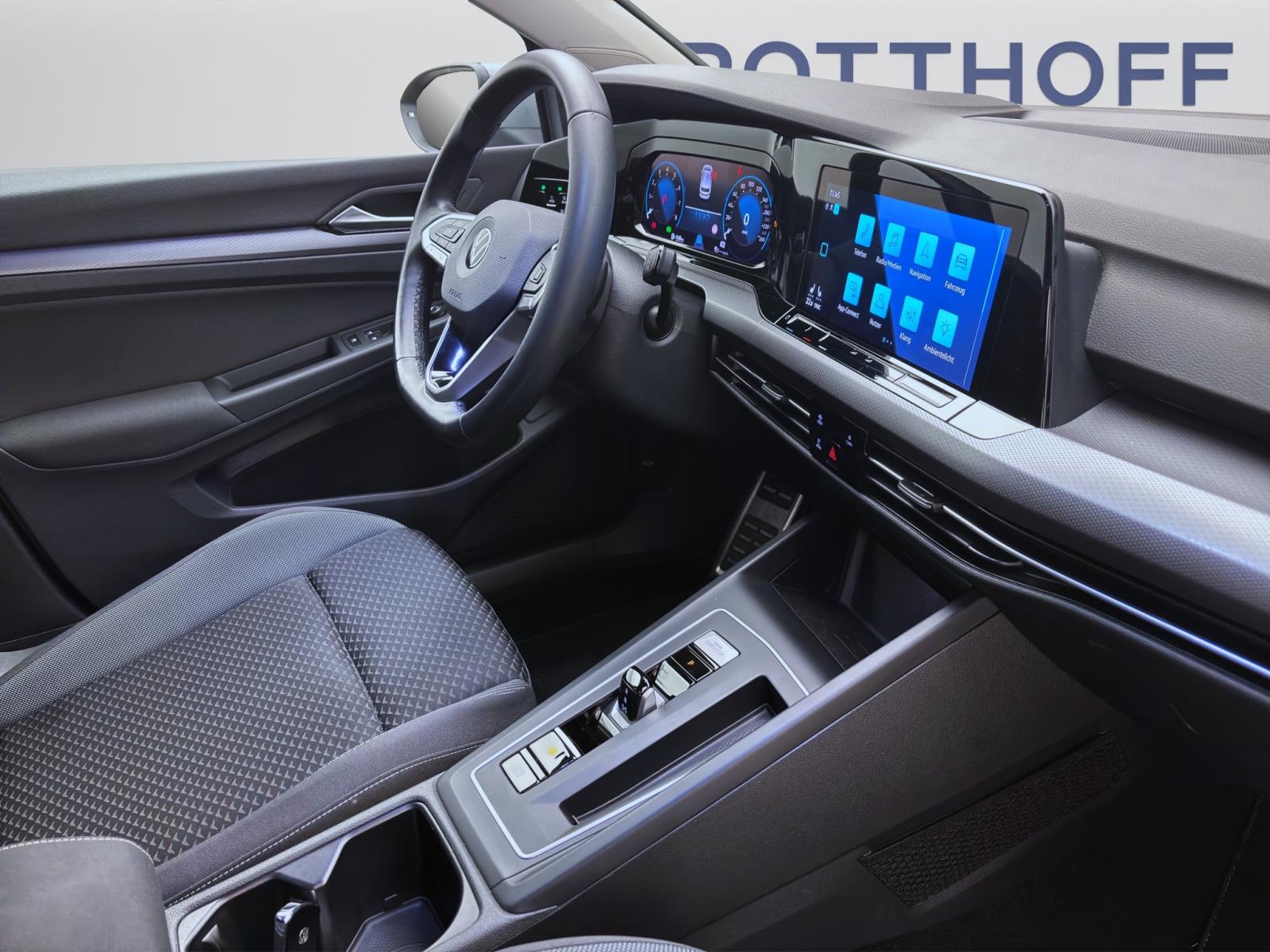 Bild 15: Volkswagen Golf 1.0 eTSI DSG ACTIVE NAVI LED ACC SITZHZG
