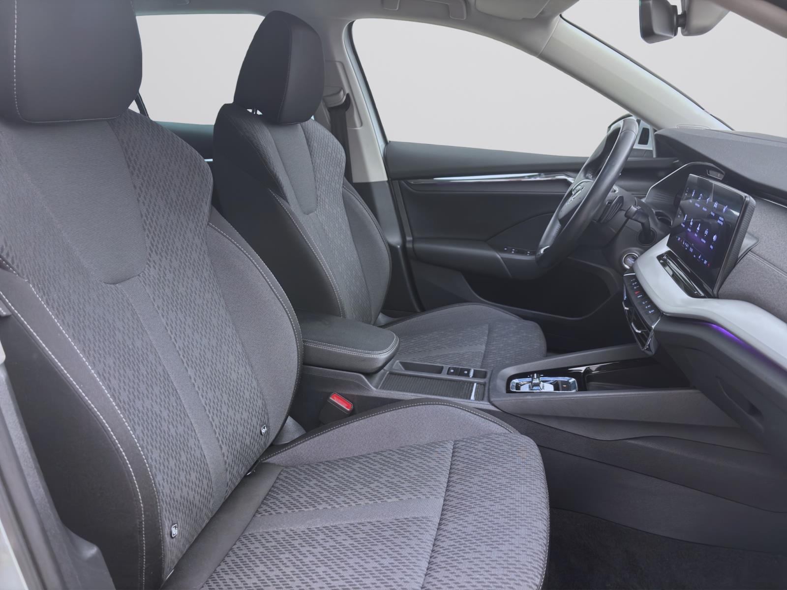 Bild 14: Skoda Octavia Combi 2.0 TDI DSG STYLE NAVI HuD LED PDC